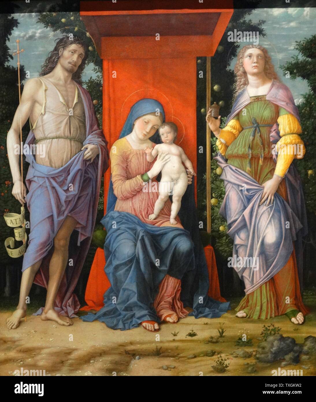 Pittura intitolato "La Vergine e il bambino con Maddalena e di San Giovanni Battista' di Andrea Mantegna (1431-1506) un pittore italiano e studente di archeologia romana. Datata XVI Secolo Foto Stock