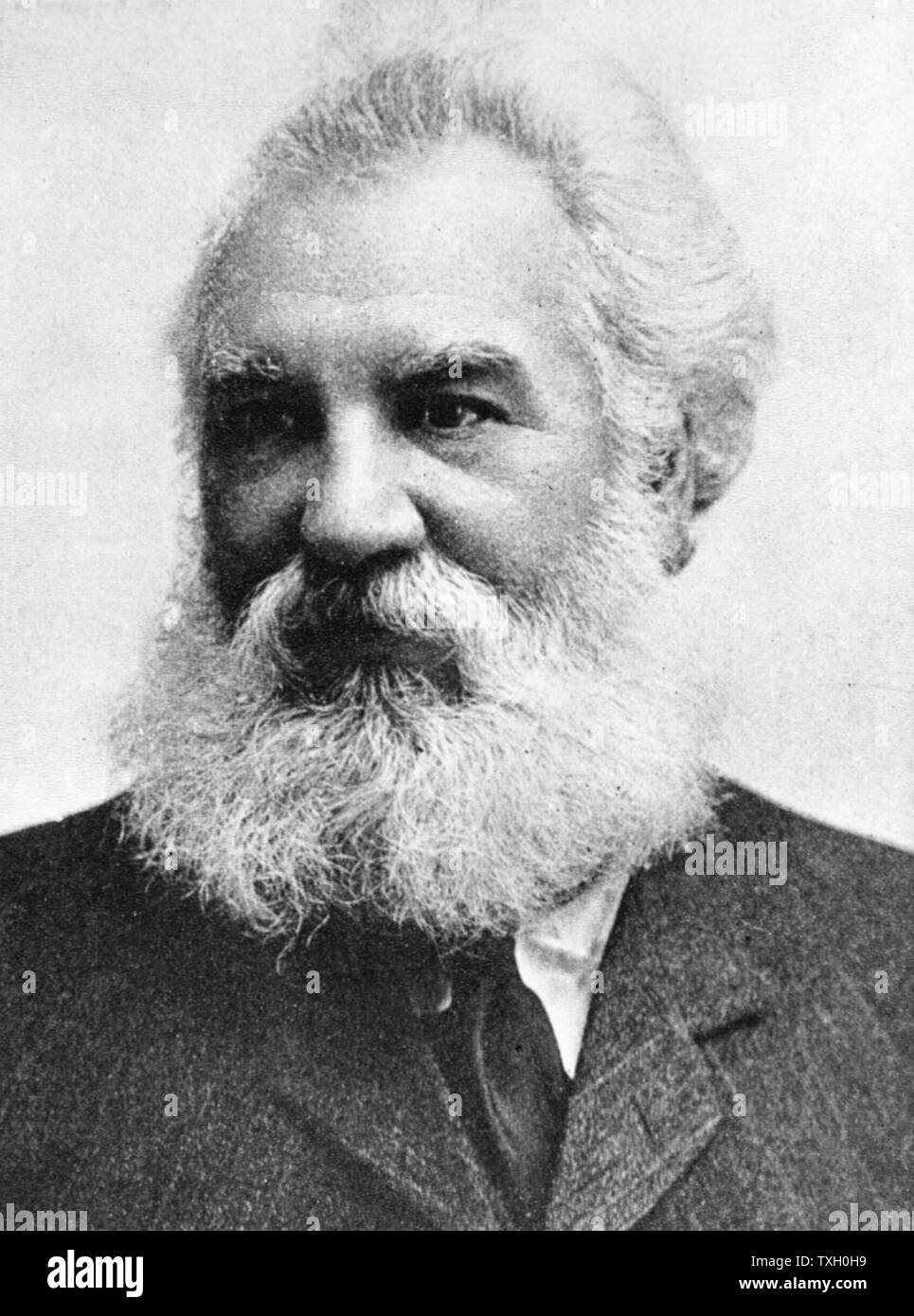 Alexander Graham Bell (1847-1922) Scottish-nato inventore americano; telefono brevettato 1876. Foto pubblicate 1907 Foto Stock