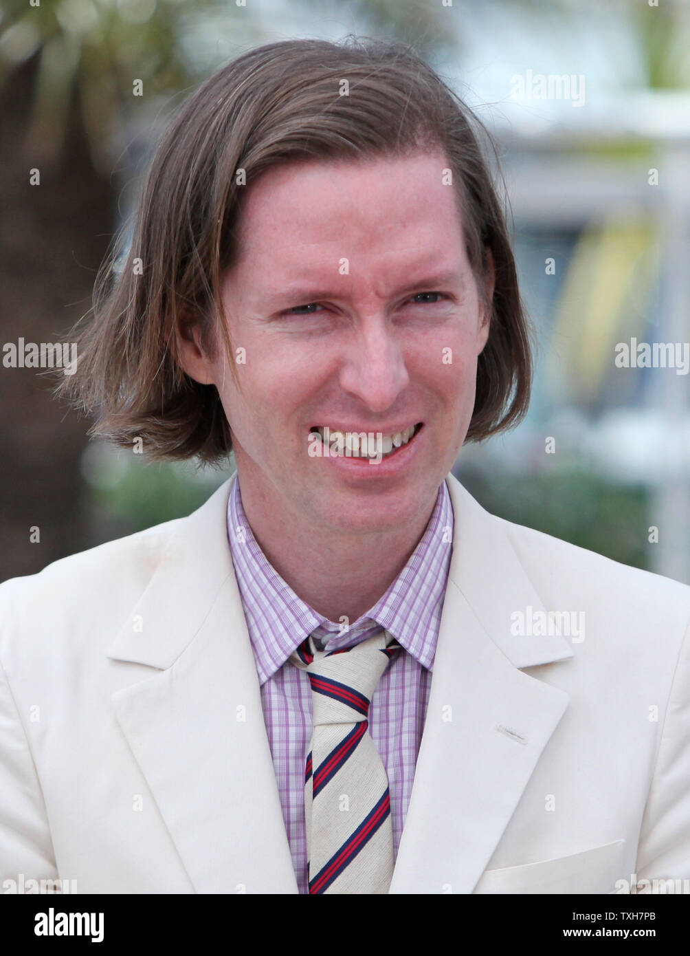 Wes Anderson arriva a un photocall per il film "oonrise unito" durante il sessantacinquesimo annuale internazionale di Cannes Film Festival di Cannes, Francia il 16 maggio 2012. UPI/David Silpa Foto Stock