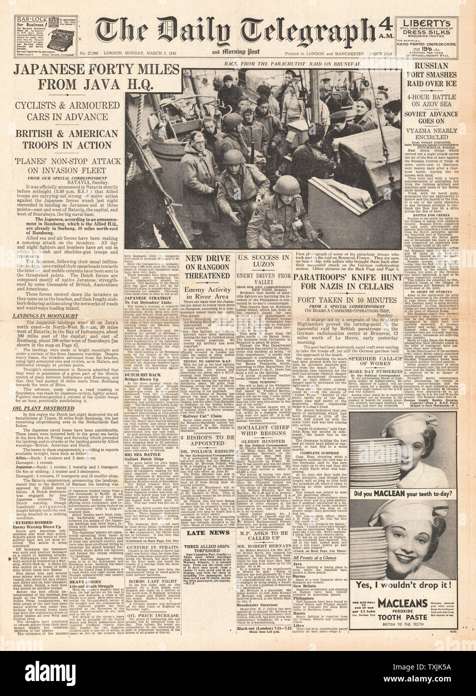 1942 front page Daily Telegraph battaglia per Java Foto Stock