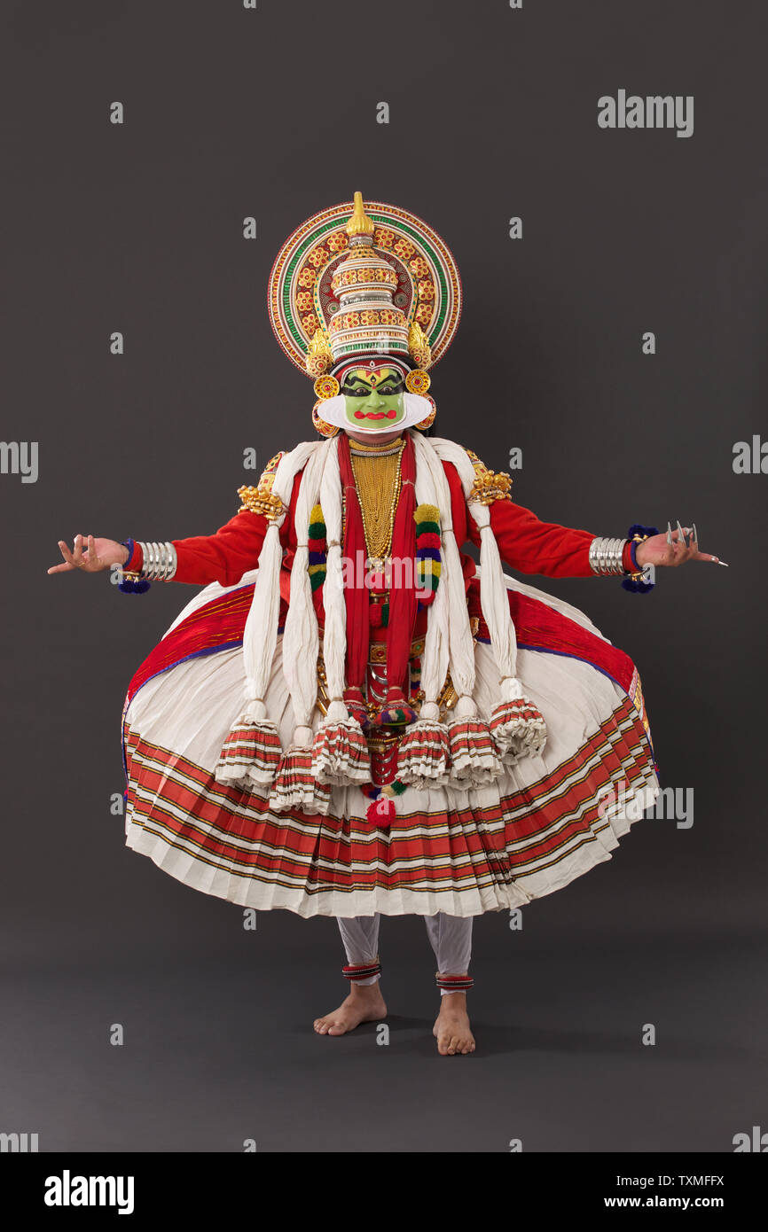 Kathakali dancer performing Foto Stock