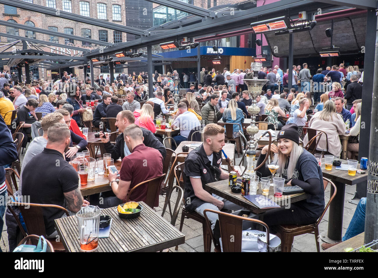 Concert Square,bere,alcol,aperto,area,Liverpool,Nord,Nord,città,nord ovest,Merseyside,l'Inghilterra,inglese,GB,Gran Bretagna,British,UK, Foto Stock