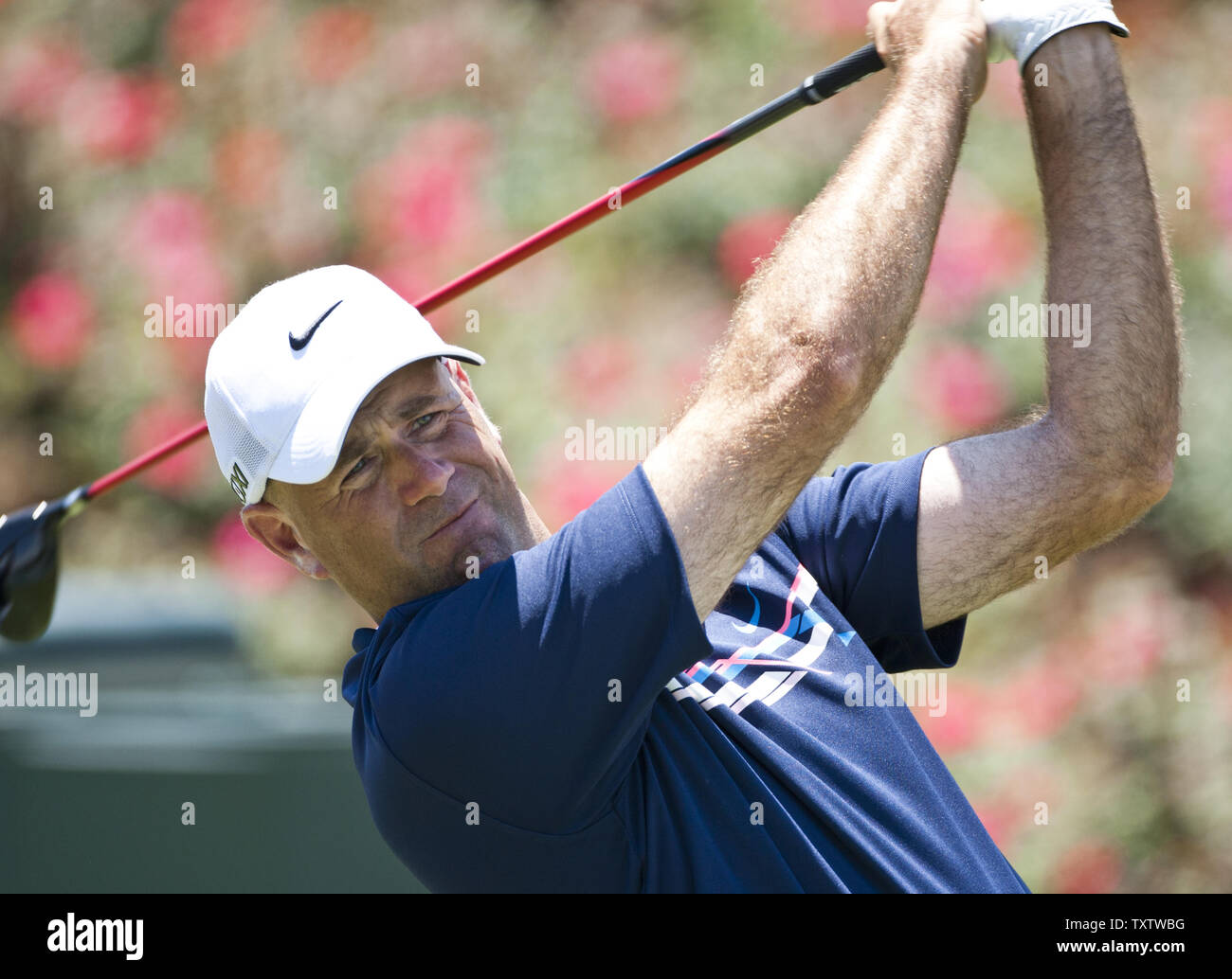 Stewart Cink, da Duluth, Georgia, tees sul foro numero 18 nel secondo round del Campionato giocatori PGA golf tournament in Ponte Vedra Beach, Florida il 11 maggio 2012. UPI/Mark Wallheiser Foto Stock