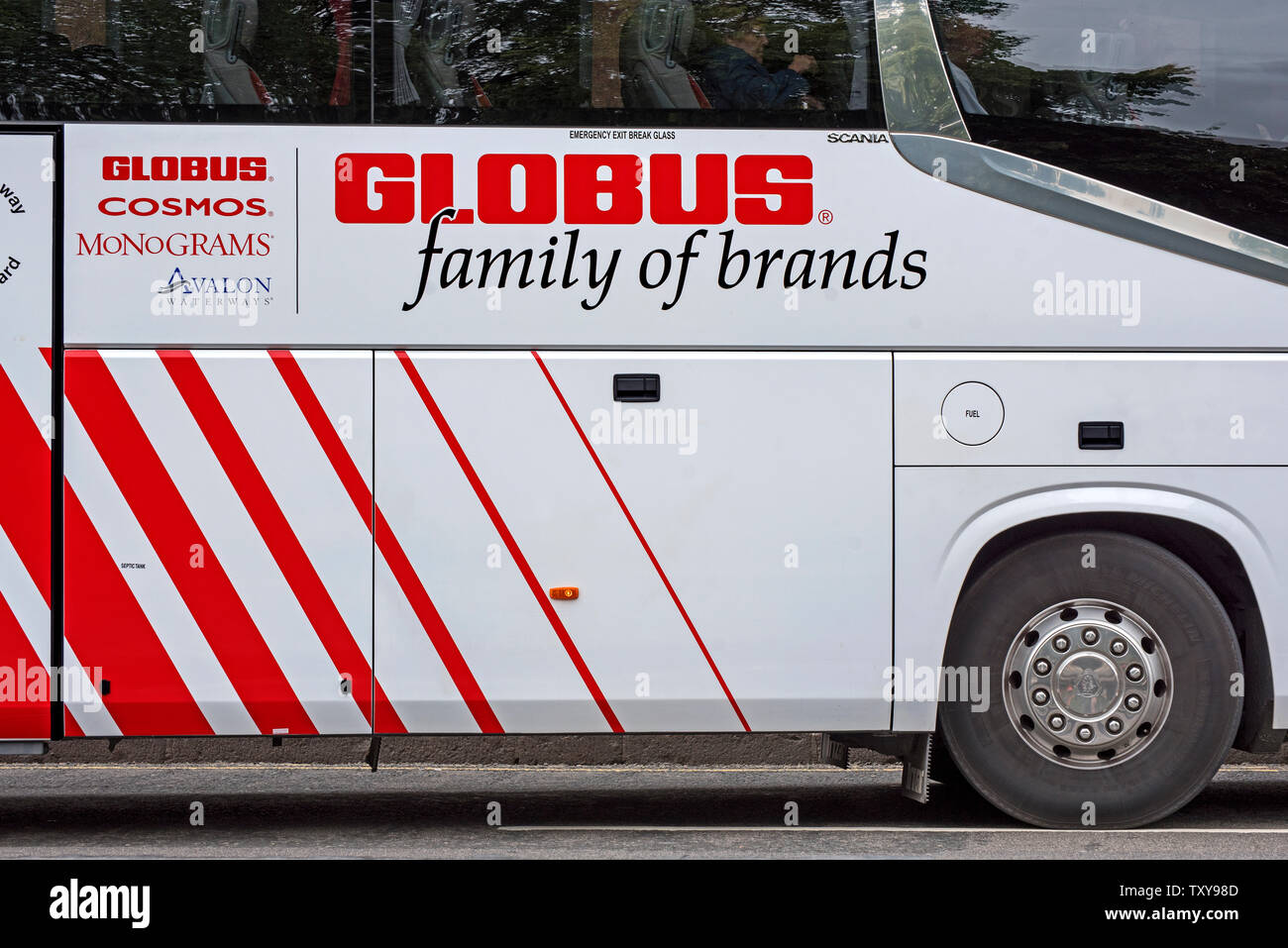 Close-up di un pullman Globus, Edimburgo, Scozia, Regno Unito. Foto Stock
