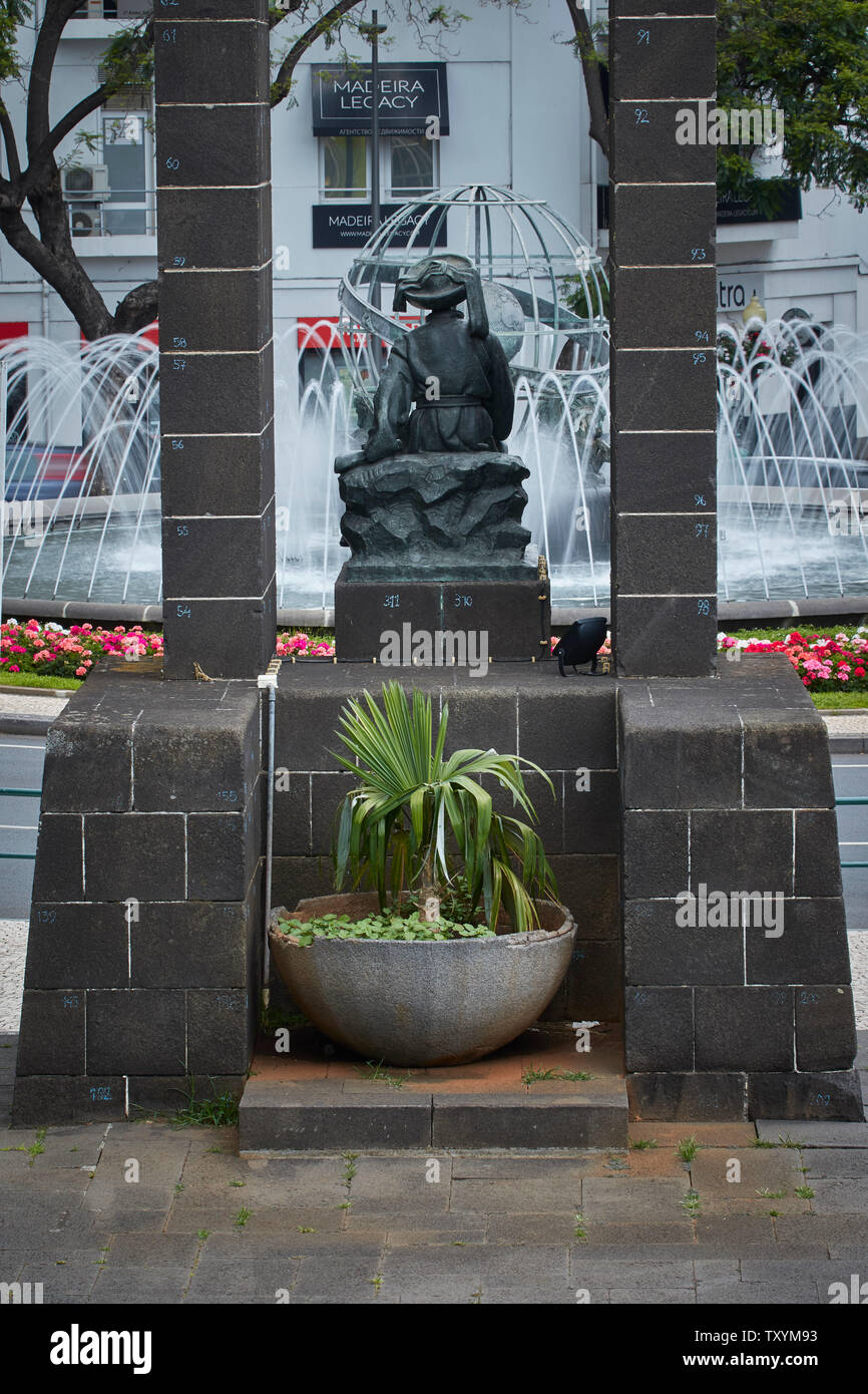 Infante Dom Henrique statua da Santa Caterina Park a Funchal, Madeira, Portogallo, Unione Europea Foto Stock