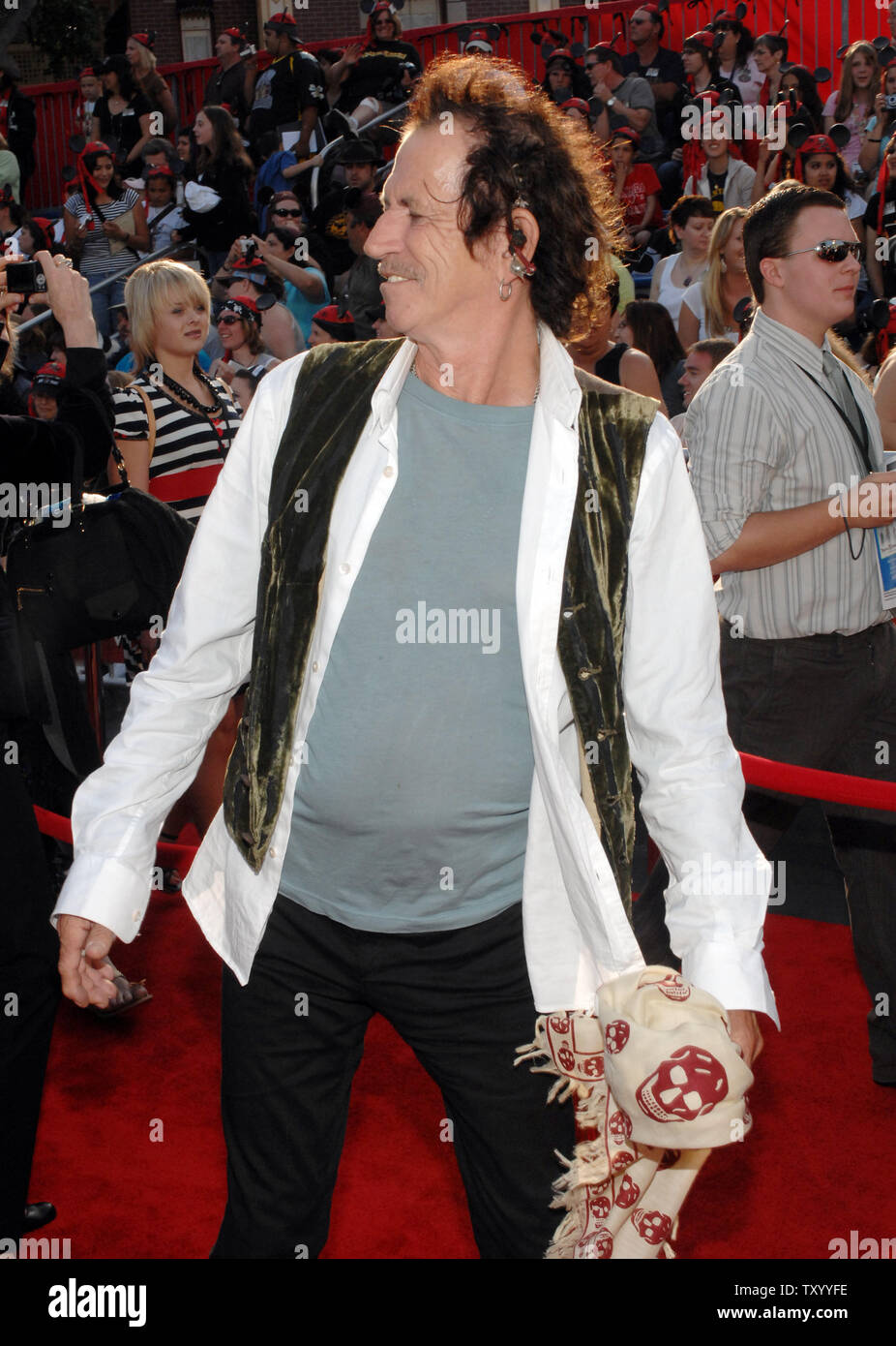 Membro del cast Keith Richards arriva per la prima assoluta di "Pirati dei Caraibi: All'estremità del mondo', a Disneyland ad Anaheim, in California, il 19 maggio 2007. (UPI foto/Jim Ruymen) Foto Stock