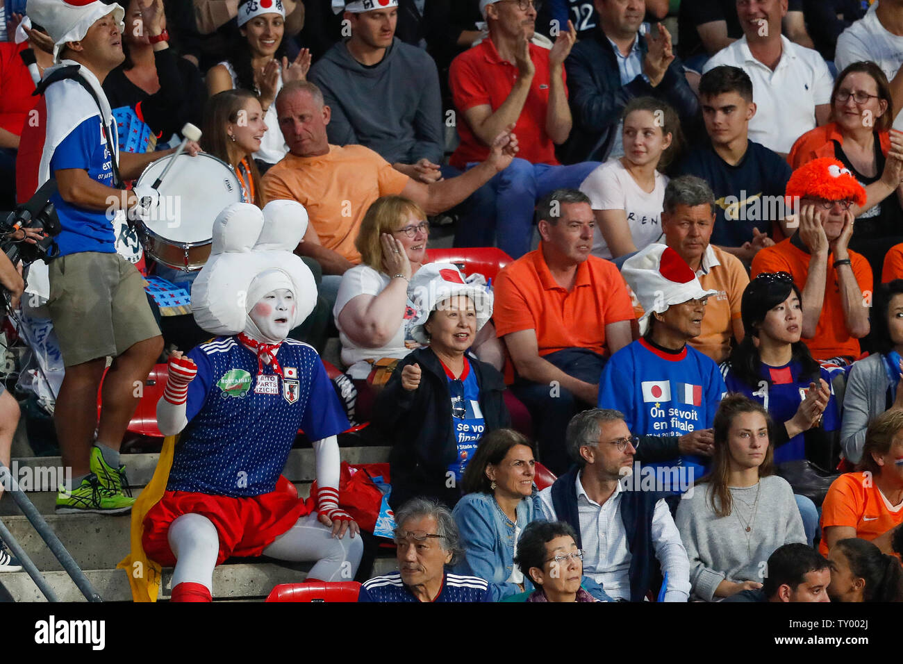 25 giugno 2019 Rennes, Francia FIFA Womens World Cup 2019 Francia Paesi Bassi v giappone giapponese di spettatori Foto Stock