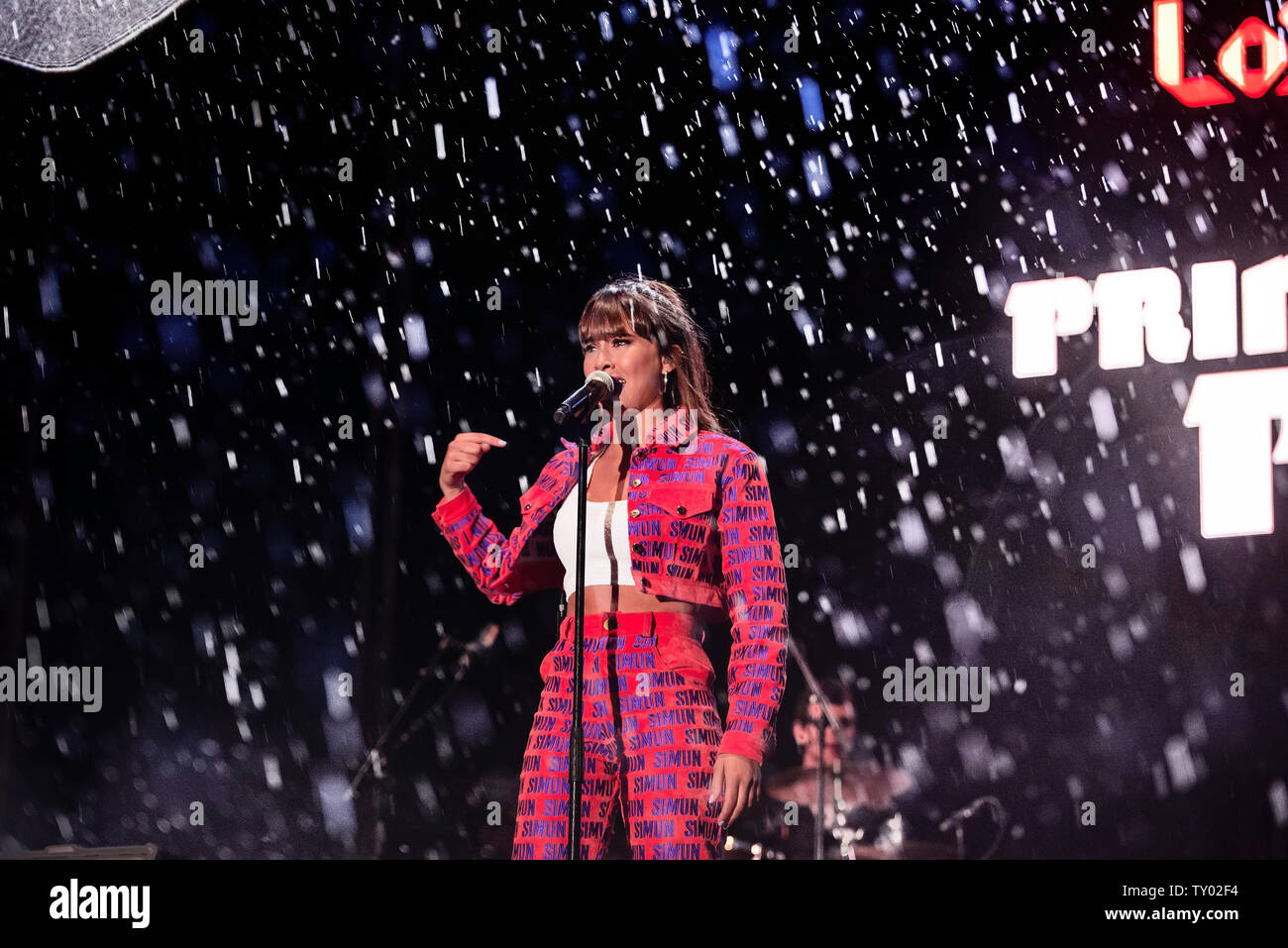 Barcellona - 18 Maggio: Aitana (cantante da Operación Triunfo show) esegue in concerto a Primavera Festival Pop il 18 maggio 2019 a Barcellona, Spagna. Foto Stock