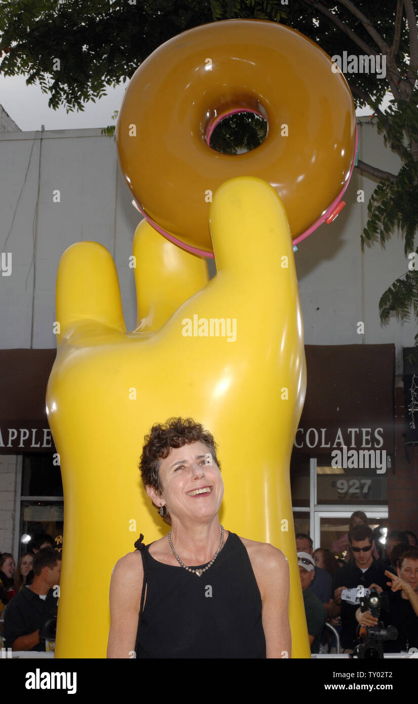 Julie Kavner, la voce di Marge Simpson nel animato motion picture commedia "The Simpsons Movie", arriva alla premiere del film in The Westwood sezione di Los Angeles il 24 luglio 2007. (UPI foto/Jim Ruymen) Foto Stock