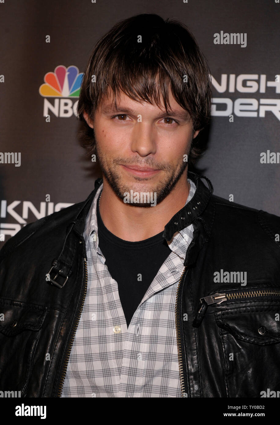 Attore Justin Bruening assiste il Knight Rider cast party a Los Angeles il 12 febbraio 2008. (UPI Photo/ Phil McCarten) Foto Stock