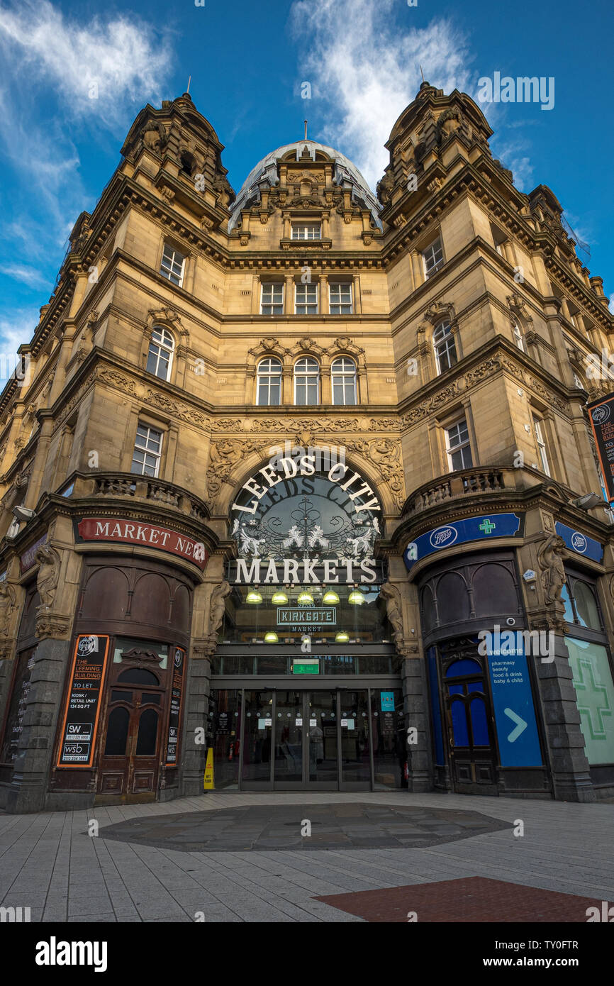 LEEDS, Regno Unito - 2 giugno 2019: Kirkgate Market, il più grande mercato coperto in Europa, Leeds, Regno Unito Foto Stock