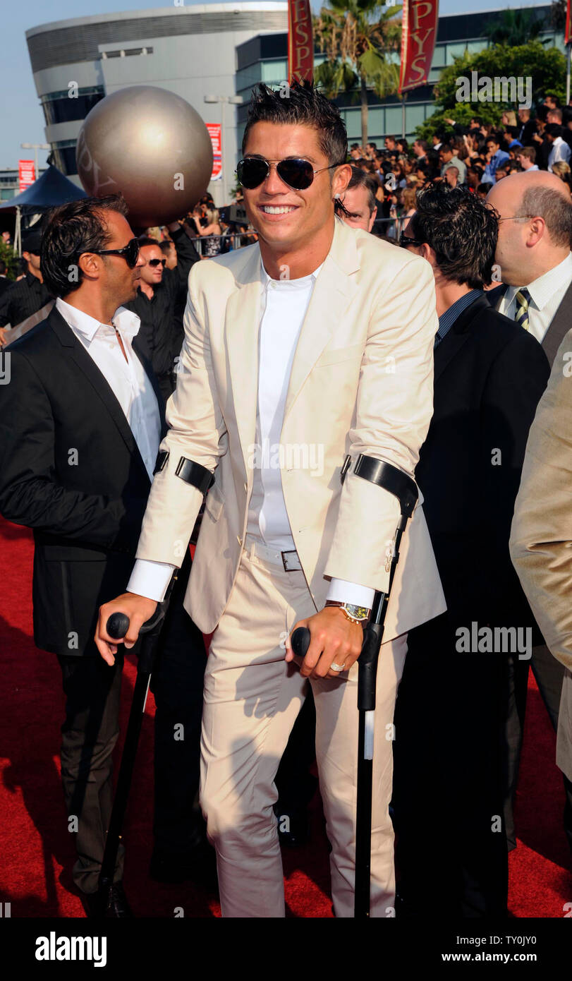 Football Star Cristiano Ronaldo arriva a 2008 ESPY Awards a Los Angeles, la California il 16 luglio 2008. (UPI foto/Jim Ruymen) Foto Stock