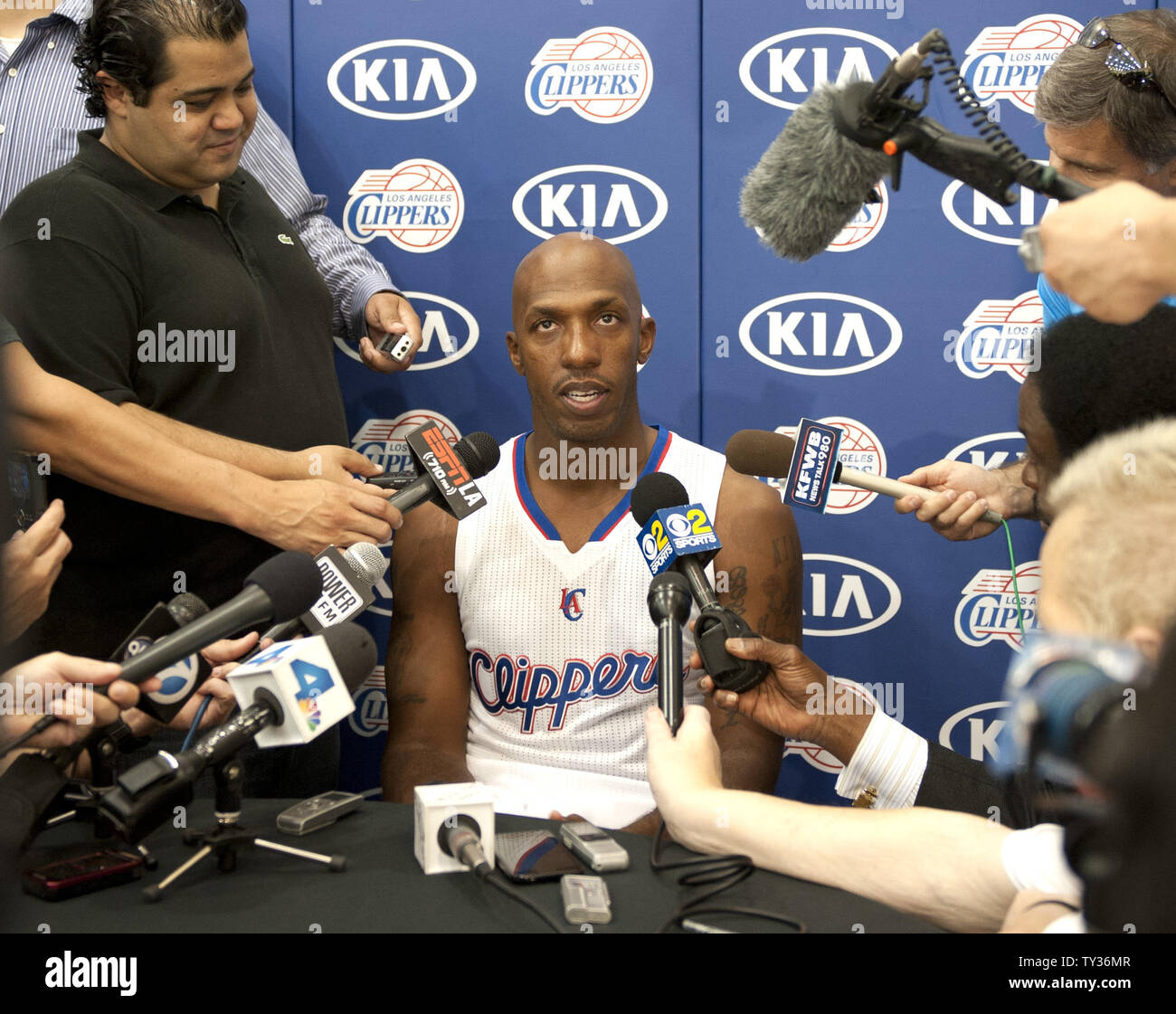 Los Angeles Clippers' Billups Elena offre un'intervista ai giornalisti presso la Clippers Media Day a Los Angeles il 28 settembre 2012. UPI/Lori Shepler Foto Stock