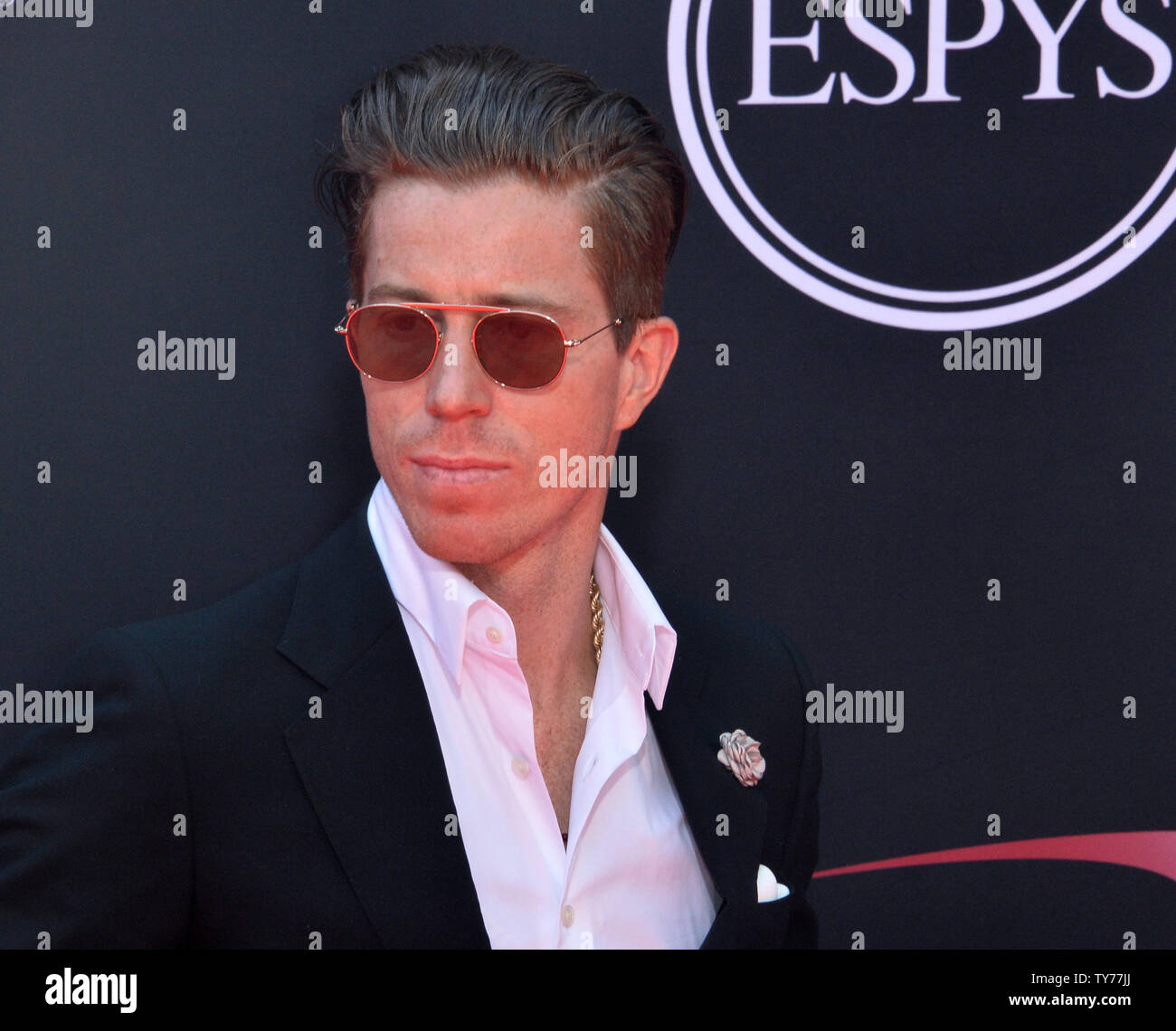 Olympic snowboarder Shaun White assiste il venticinquesimo ESPYS presso il Microsoft Theatre di Los Angeles il 12 luglio 2017. Foto di Jim Ruymen/UPI Foto Stock