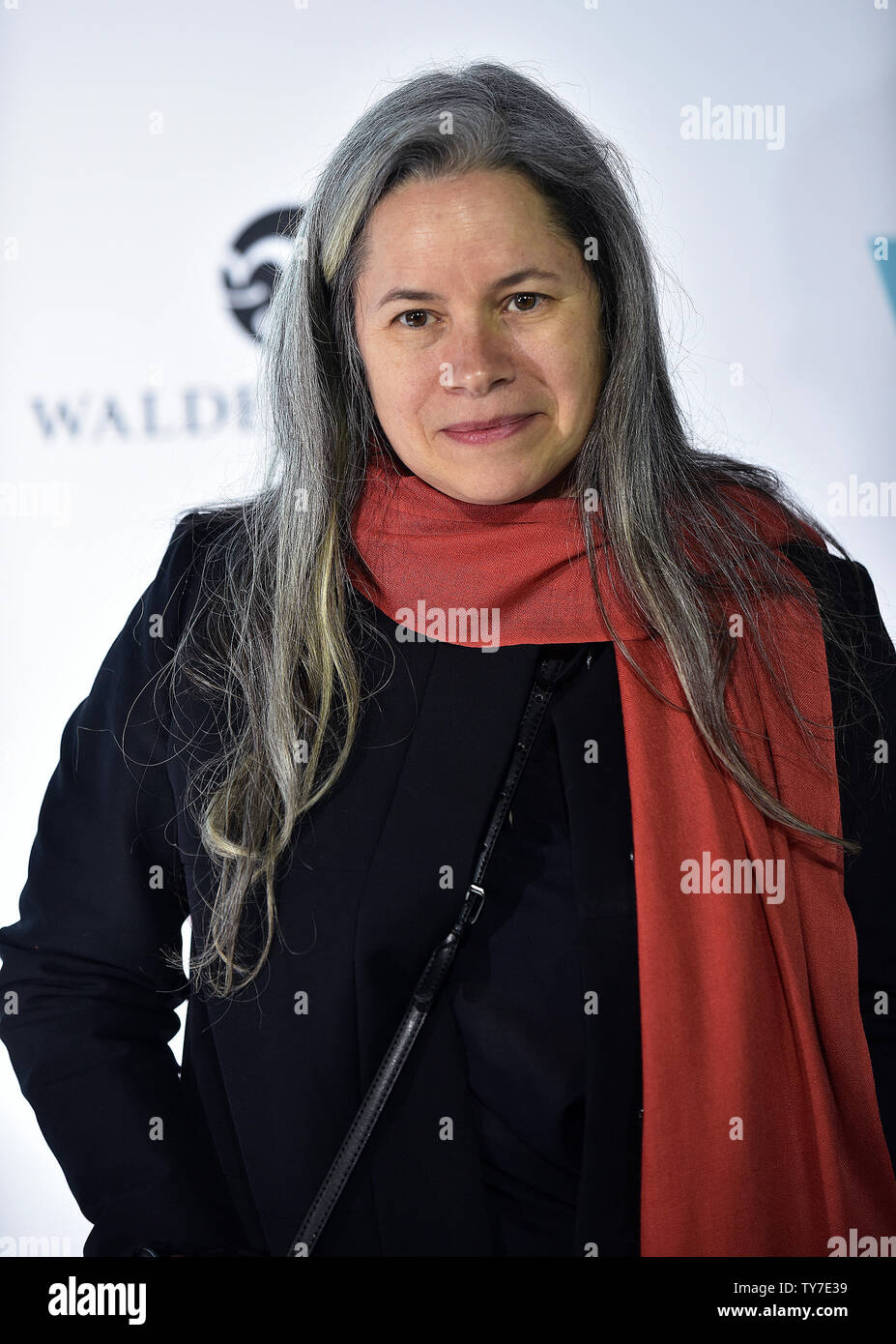 Il cantante-cantautore Natalie Merchant arriva per la premiere di 'Wonder' al Regency Village Theatre di Los Angeles il 14 novembre 2017. Foto di Christine masticare/UPI Foto Stock