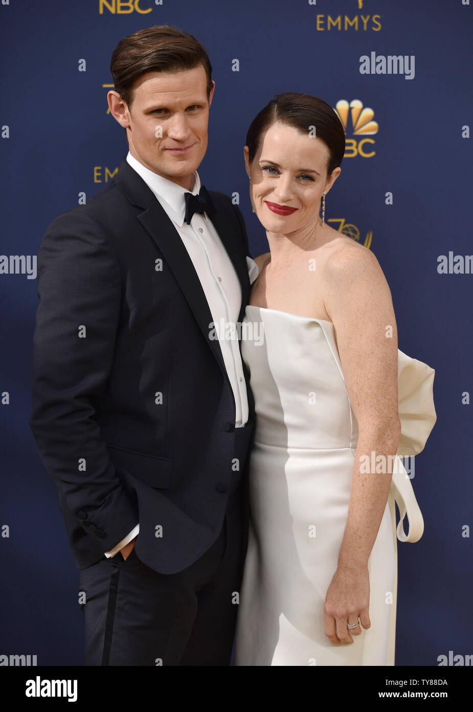 Gli attori Matt Smith e Claire Foy frequentare il settantesimo annuale di Primetime Emmy Award presso il Teatro di Microsoft nel centro di Los Angeles il 17 settembre 2018. Foto di Christine masticare/UPI Foto Stock