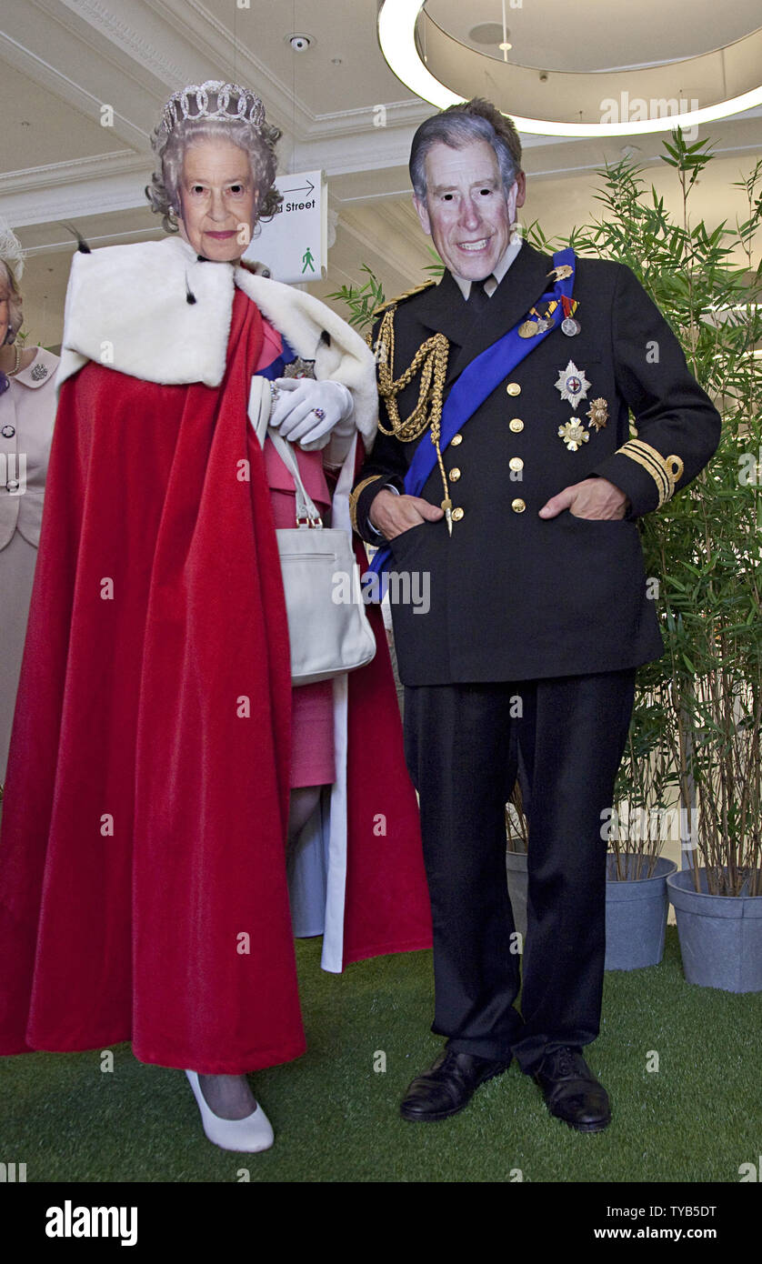Gli adulti La regina Elisabetta Matrimonio Reale Britannico Costume Vestito Maschera