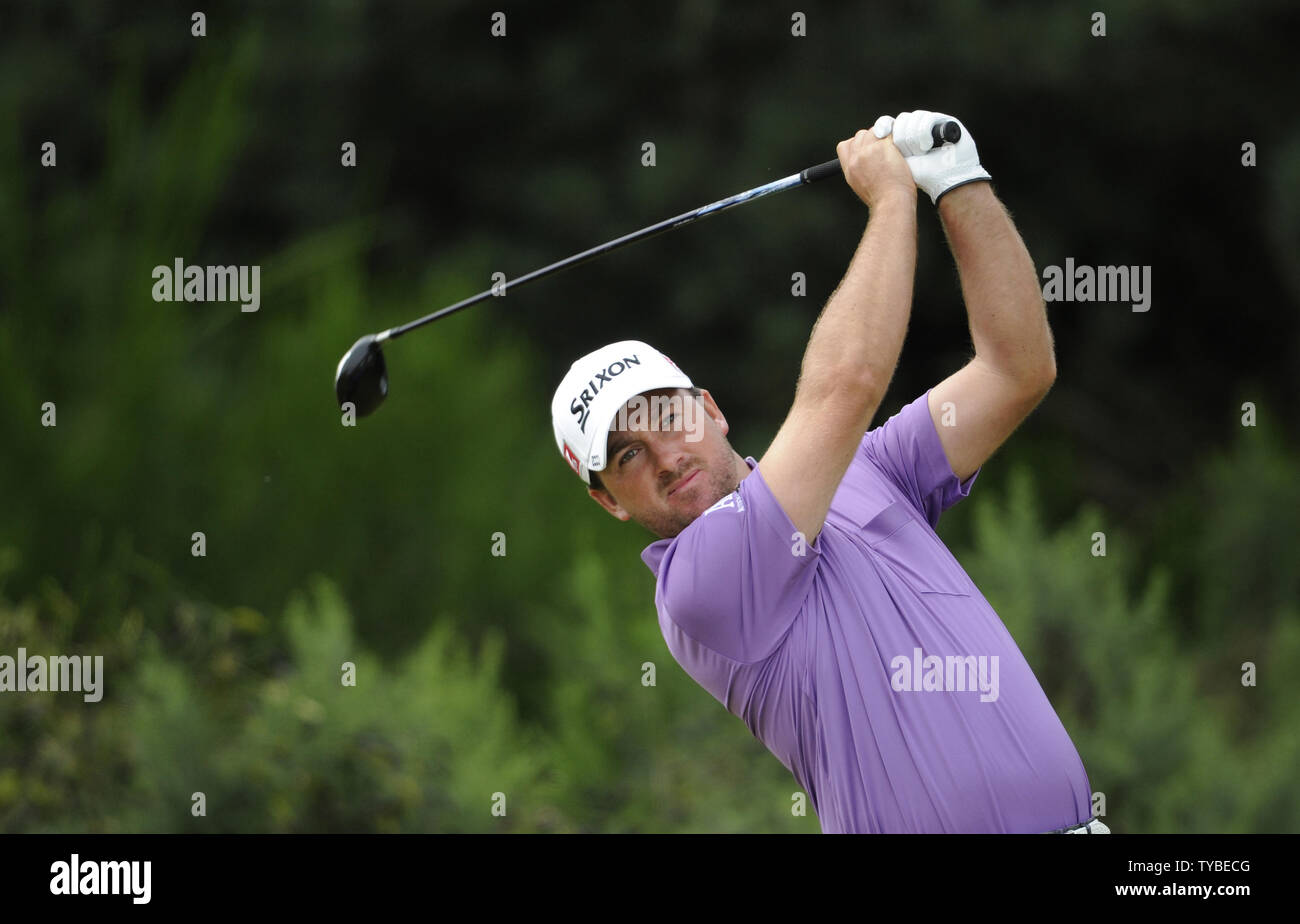 In Irlanda del Nord la Graeme Mcdowell rigidi durante il terzo round del '2012 Open Championship' a Lytham St Annes, in Inghilterra il 21 luglio 2012. UPI/Hugo Philpott Foto Stock