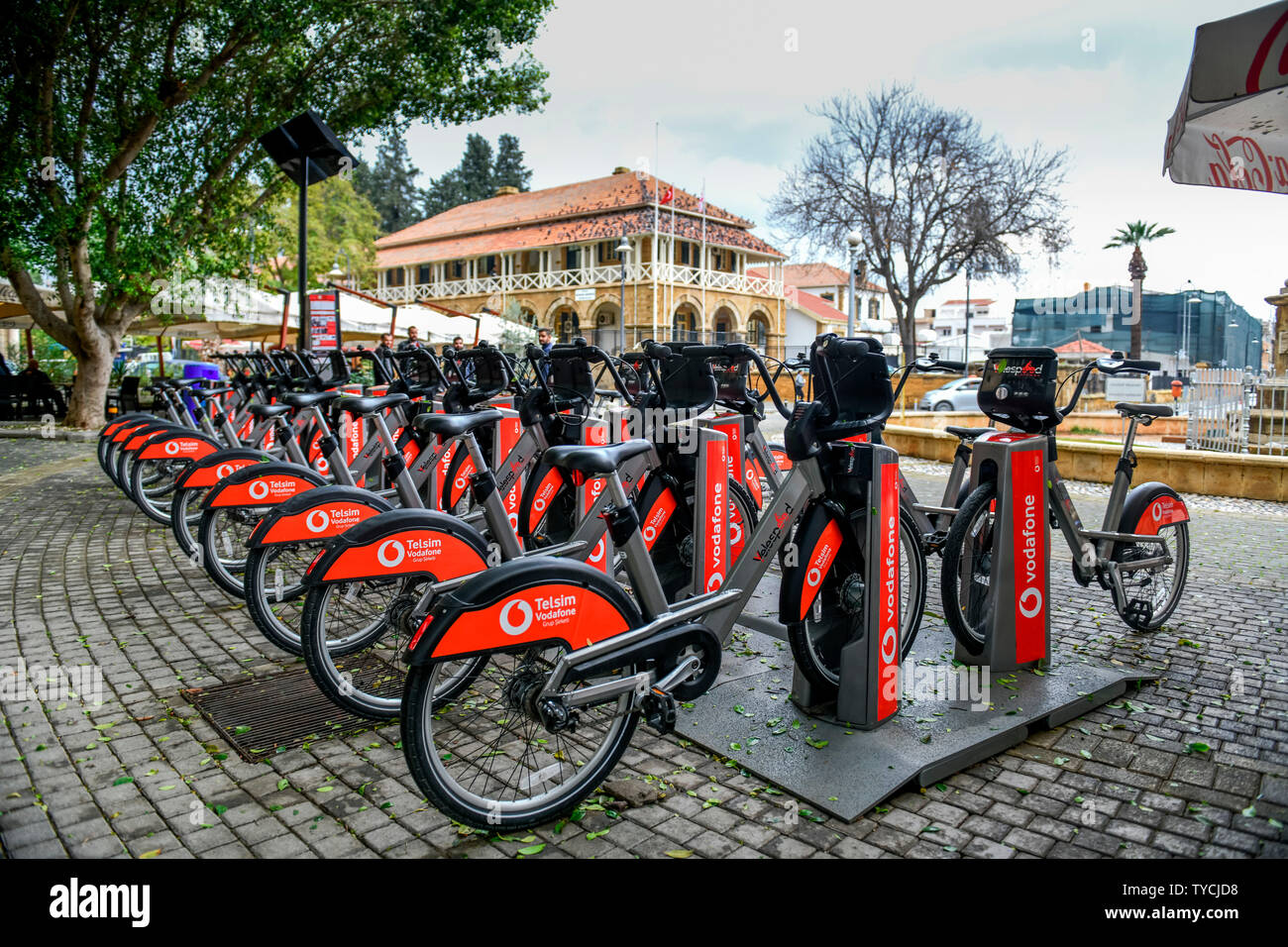 Fahrradverleih, Atatuerk-Platz, Nikosia, Tuerkische Republik Nordzypern Foto Stock