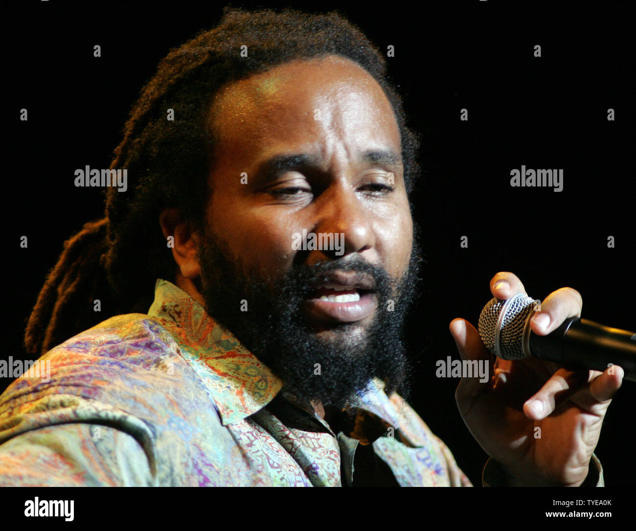 Ky-Mani Marley esegue in concerto a un beneficio per voci contro il cancro al cervello al Fillmore a Miami Beach il 14 aprile 2011. UPI/Michael Bush Foto Stock