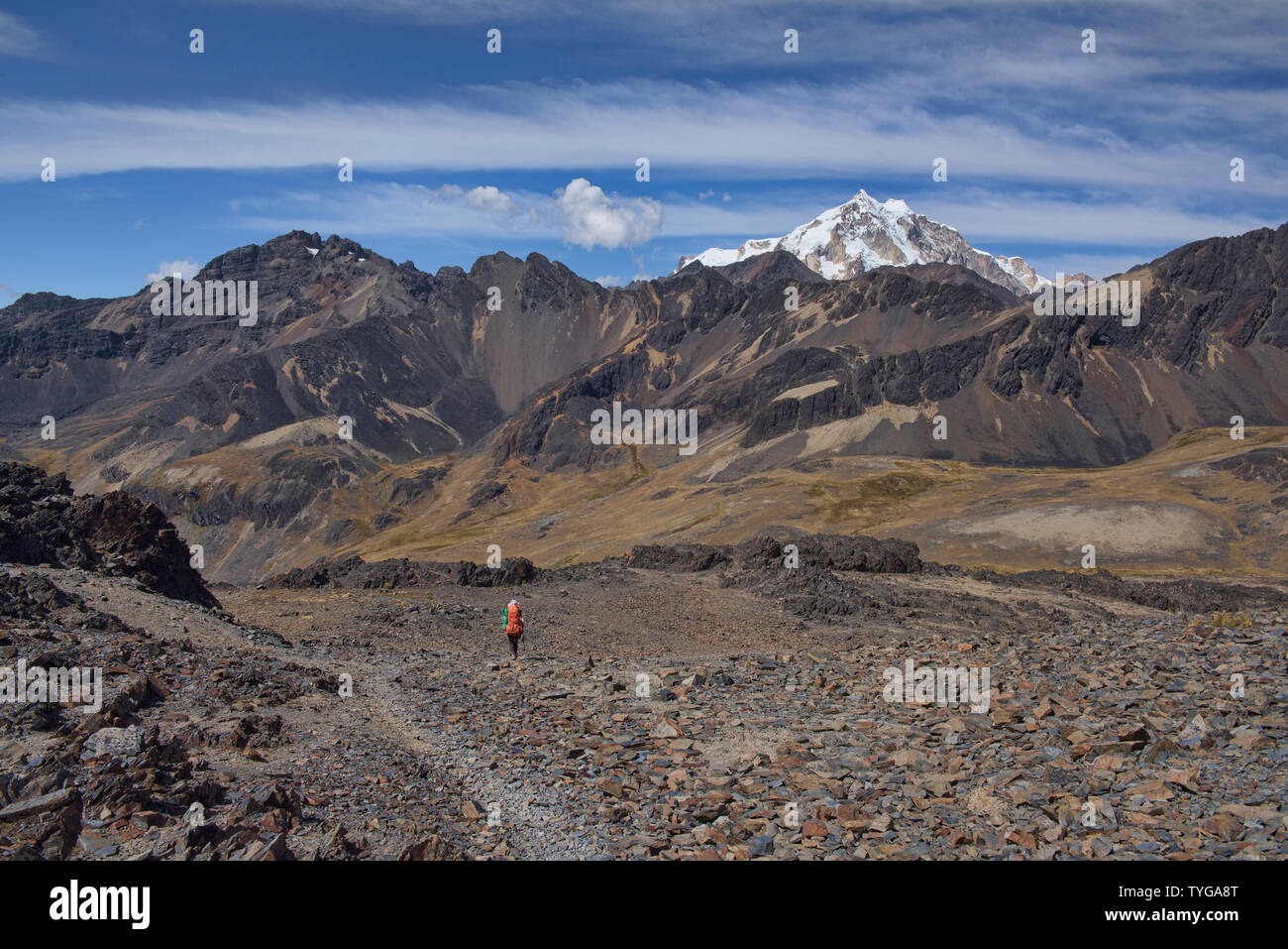 Guardando a Huayna Potosi sulla Cordillera Real traversa, Bolivia Foto Stock