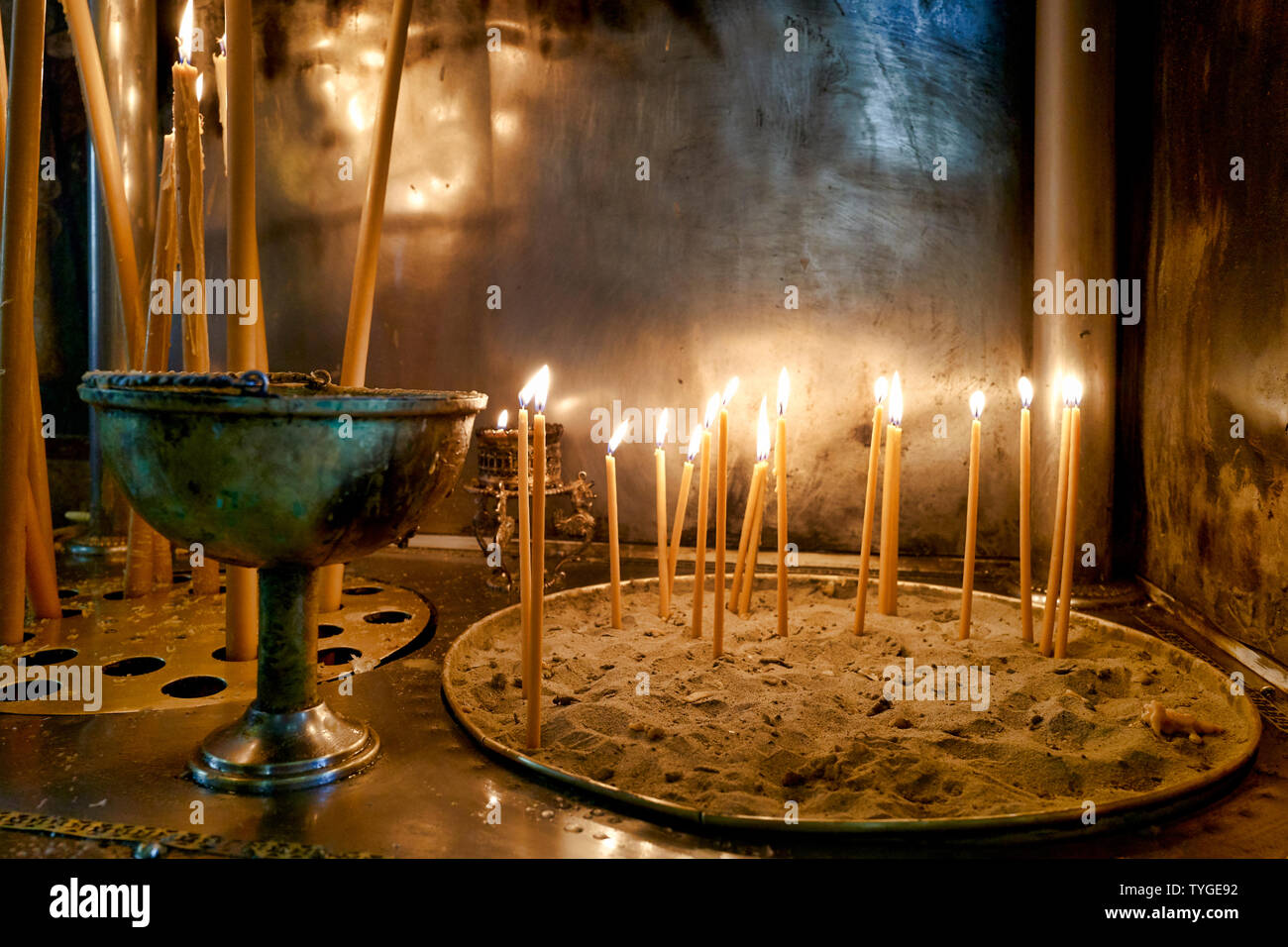 Dove Si Compra L'incenso Della Chiesa Incenso della chiesa immagini e fotografie stock ad alta risoluzione