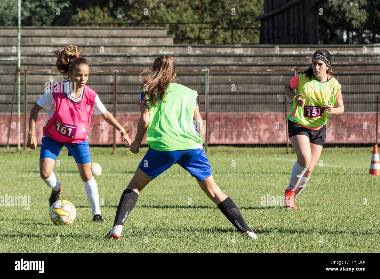 SÃO PAULO, SP - 26.06.2019: EPF PROMUOVERE PENEIRA DE FUTEBOL FEMININO - Il paulista Federazione di Calcio (EPF) promuove per la prima volta un setaccio per donne&# calcio. ll. Ragazze da 14 a 17 anni a partecipare alle attività, le prove saranno effettuate fino a domani (27) a CEPEUSP, Cidade Universitária, in São Paulo. Da osservatori dei team principali di São Paulo e Palmeiras, Corinzi, Santos e São Paulo, così come gli altri club come il Ponte Preta, Ferroviária, Taboão da Serra, BEF e Inter de Limeira sono presenti per valutare le prestazioni e il potenziale delle ragazze per eventuali f Foto Stock