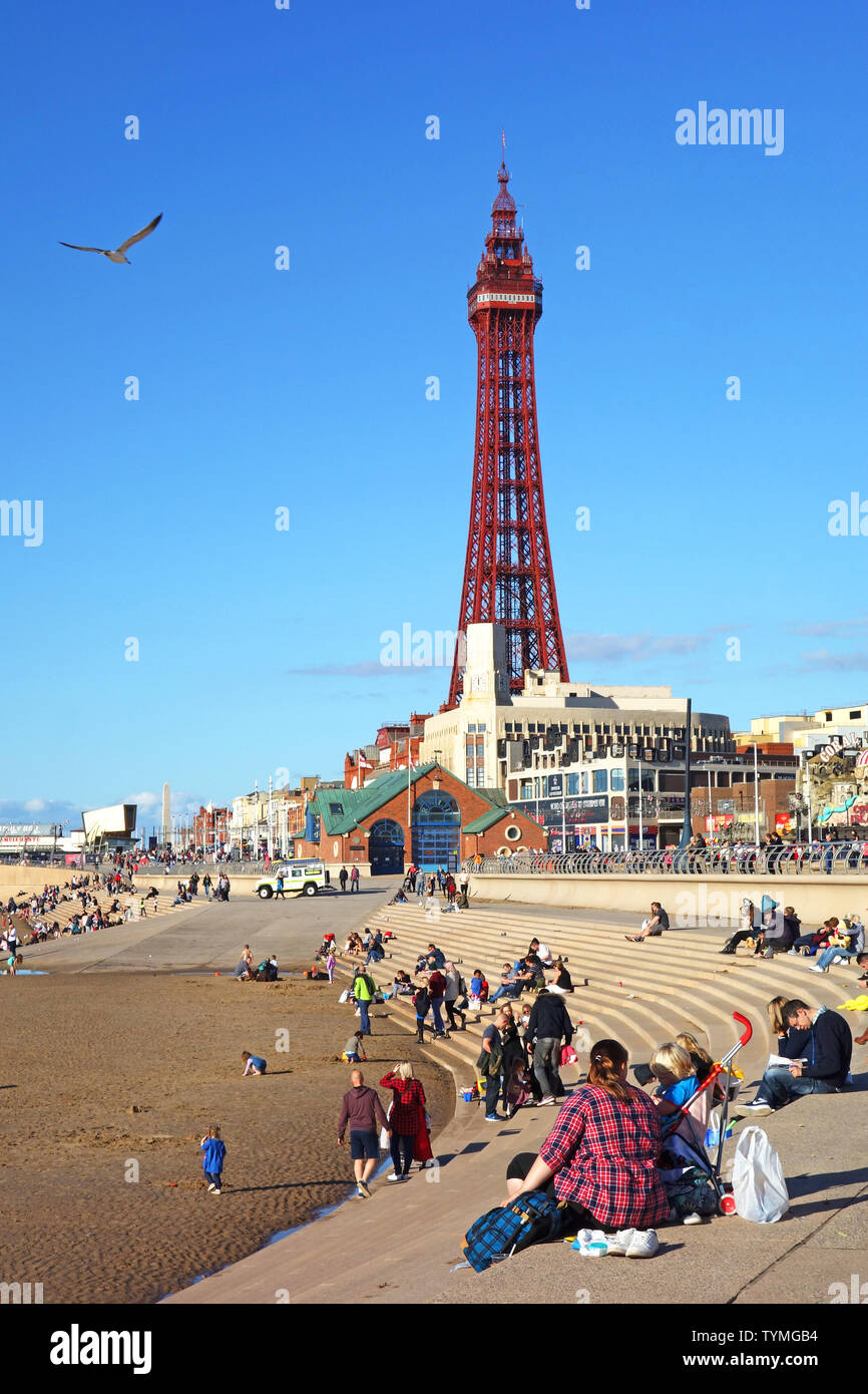 La famosa torre iconico in Blackpool, Lancashire, Inghilterra Foto Stock