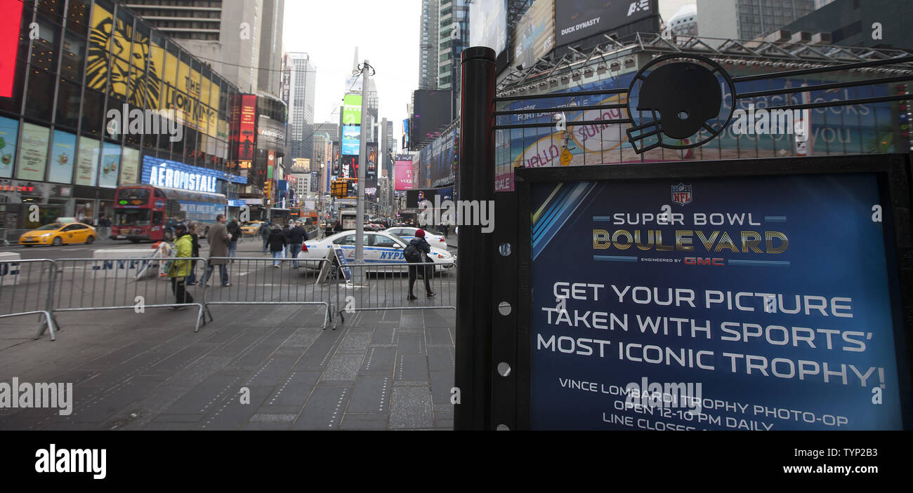 L'esperienza NFL è un esperienza all'aperto per gli appassionati al Super Bowl Boulevard , un ventilatore di esperienza a New York il 1 febbraio 2014. I Seattle Seahawks e Denver Broncos giocheranno nel Super Bowl XLVIII a MetLife Stadium di East Rutherford, New Jersey febbraio 2a. UPI/Gary Caskey C. Foto Stock