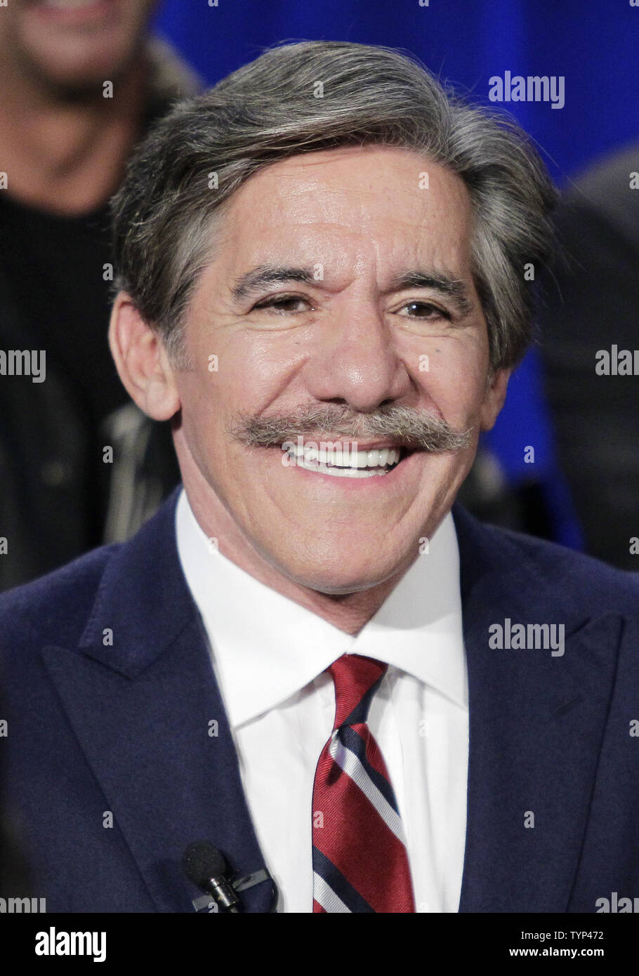 Geraldo Rivera sorrisi sul palcoscenico la celebrità apprendista stagione 14 tappeti rossi e conferenza stampa al Chelsea Piers in New York City il 20 marzo 2014. UPI/John Angelillo Foto Stock