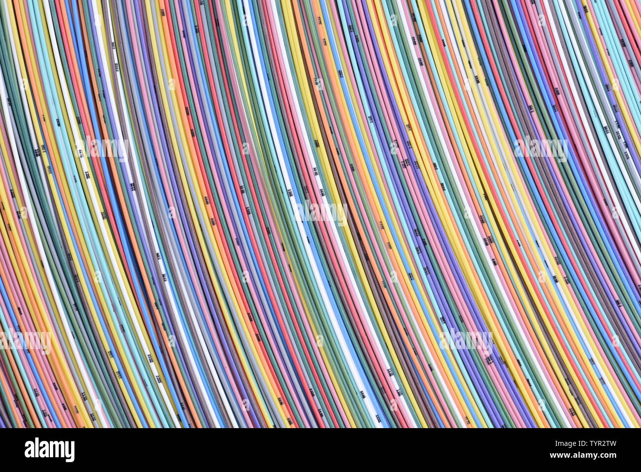 Cavi per telecomunicazioni, abstract il flusso di dati e la rete di computer color pastello di sfondo sopra direttamente Foto Stock