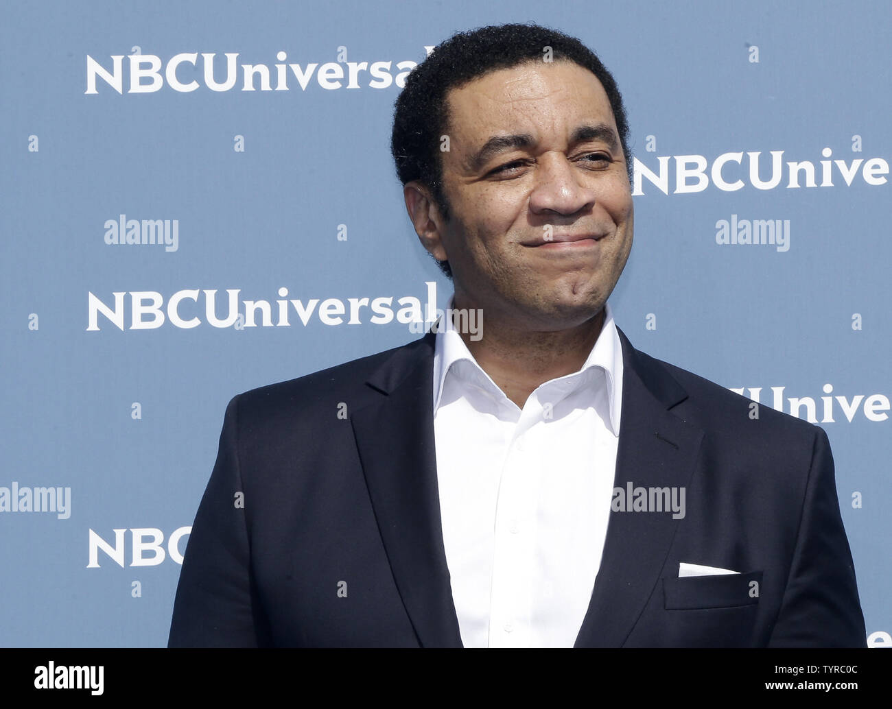 Harry Lennix arriva sul tappeto la 2016 NBCUNIVERSAL in anticipo al Radio City Music Hall il 16 maggio 2016 in New York City. Foto di Giovanni Angelillo/UPI Foto Stock