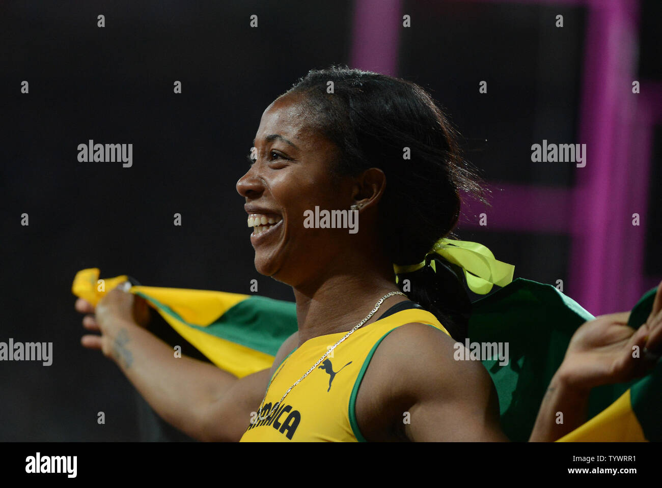 Shelly-Ann Fraser-Pryce della Giamaica vince le donne 100M al London 2012 Olimpiadi di estate il 4 agosto 2012 a Londra. UPI/Terry Schmitt Foto Stock