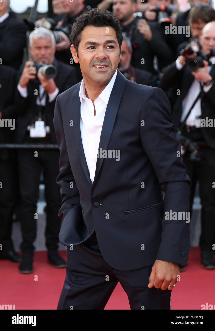 Jamel Debbouze arriva sul tappeto rosso prima della proiezione del film "Les Miserables' alla 72esima annuale internazionale di Cannes Film Festival di Cannes, Francia il 15 maggio 2019. Foto di David Silpa/UPI Foto Stock