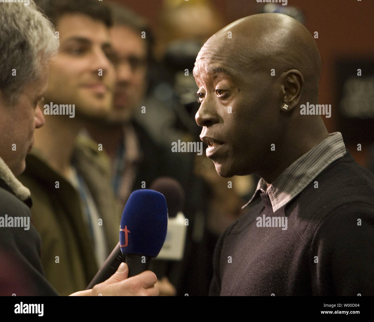 Attore Don Cheadle assiste la premiere del 'Brooklyn's Finest" al 2009 Sundance Film Festival di Park City, Utah, il 16 gennaio 2009. Il festival celebra il venticinquesimo anniversario della sua fondazione. (UPI foto/Gary C. Caskey) Foto Stock