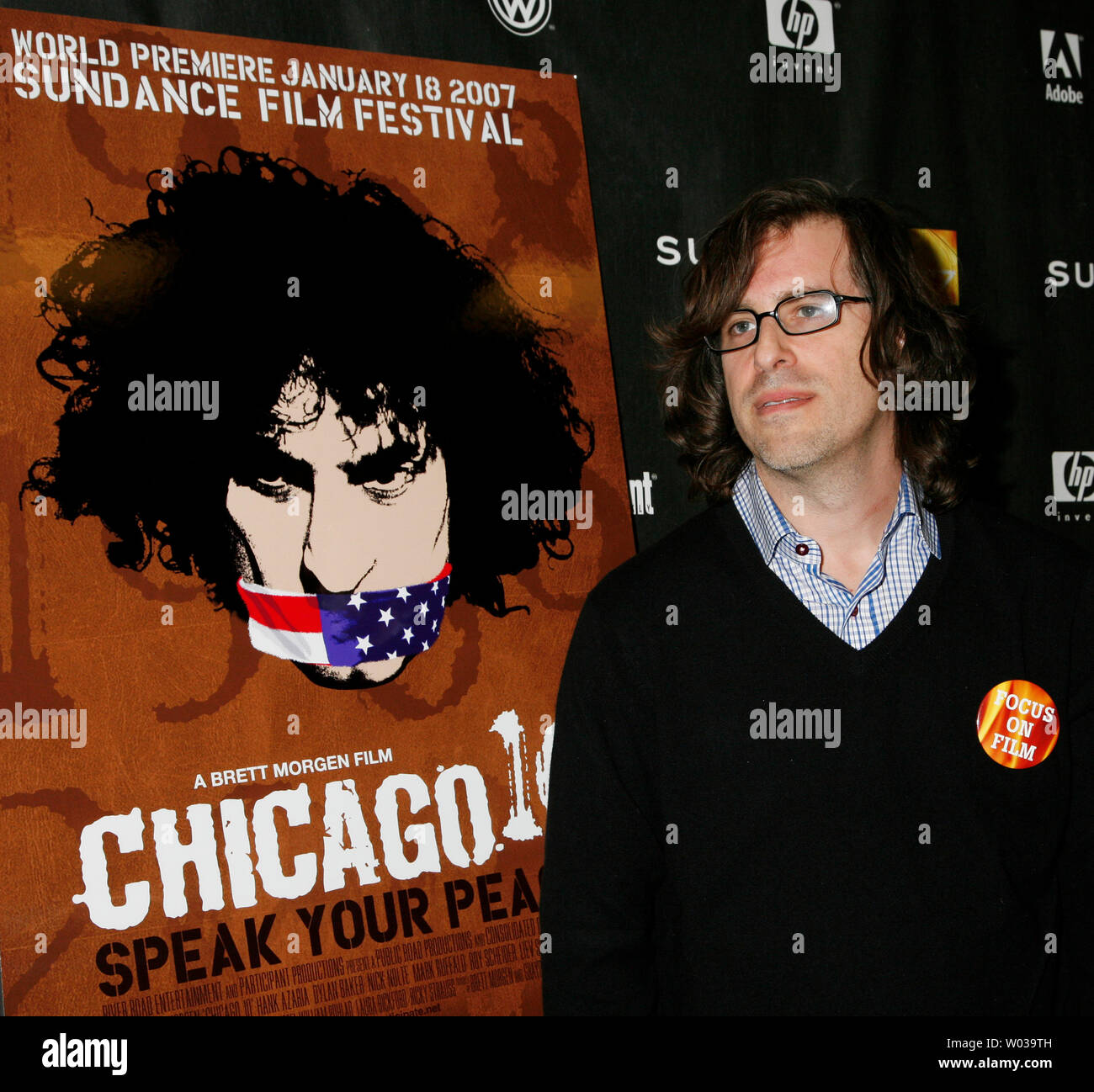 Direttore Brett Morgen arriva per la prima mondiale del suo film "Chicago 10' all'apertura del 2007 Sundance Film Festival presso il Teatro Eccles in Park City, Utah il 18 gennaio 2007. (UPI foto/David Silpa) Foto Stock