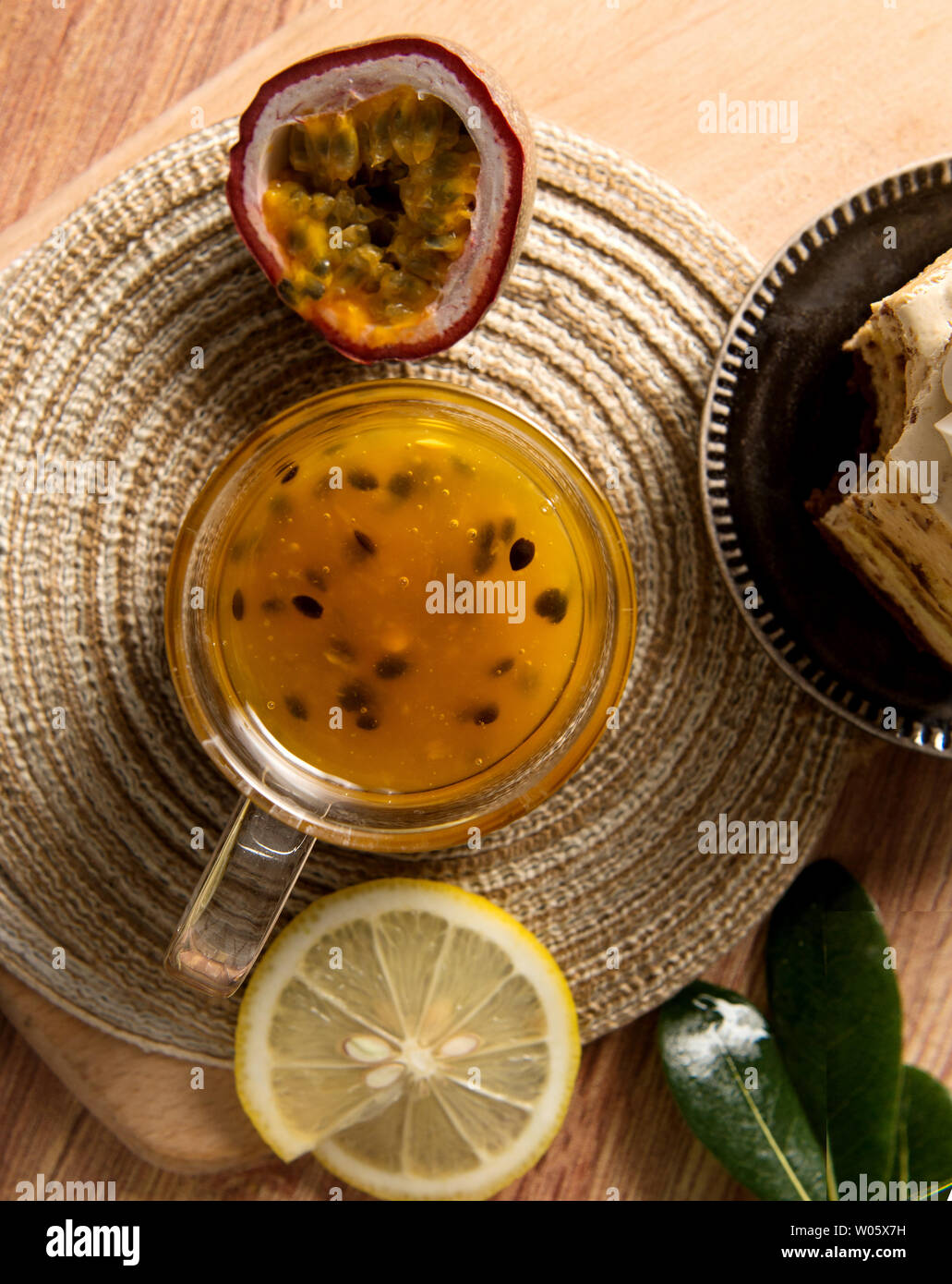 Frutto della passione di miele di limone Foto Stock