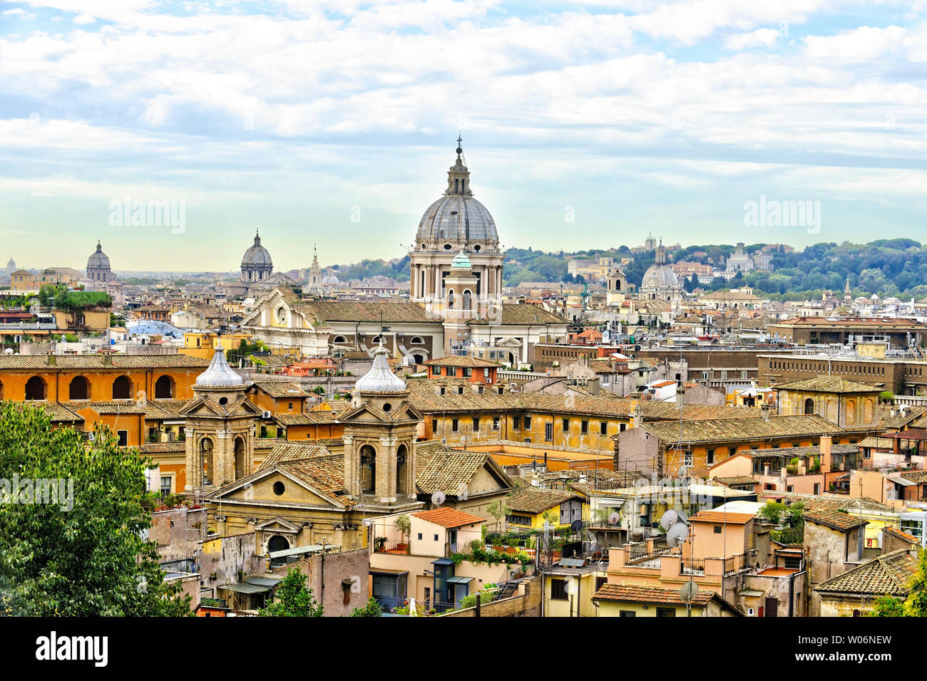 Bellissima vista panoramica cityscape di Roma, Italia, viaggi in Europa, Foto Stock