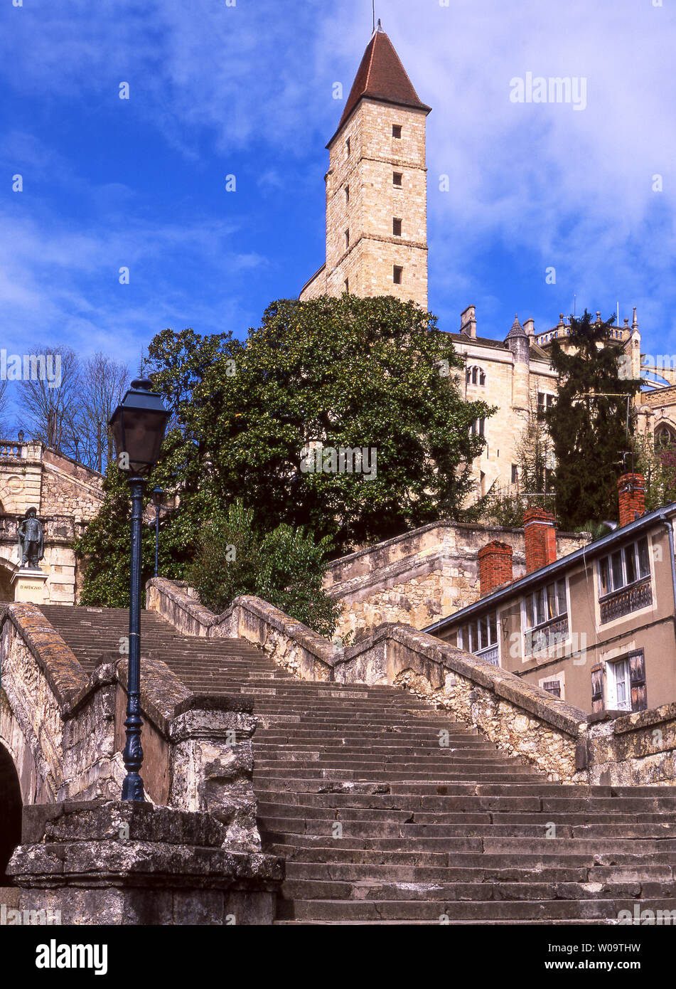 Francia.Dept Gers. La città di Auch è la sola grande città nel dipartimento di Gers Foto Stock Francia.Dept Gers. La città di Auch è la sola grande città nel dipartimento di Gers Foto Stock