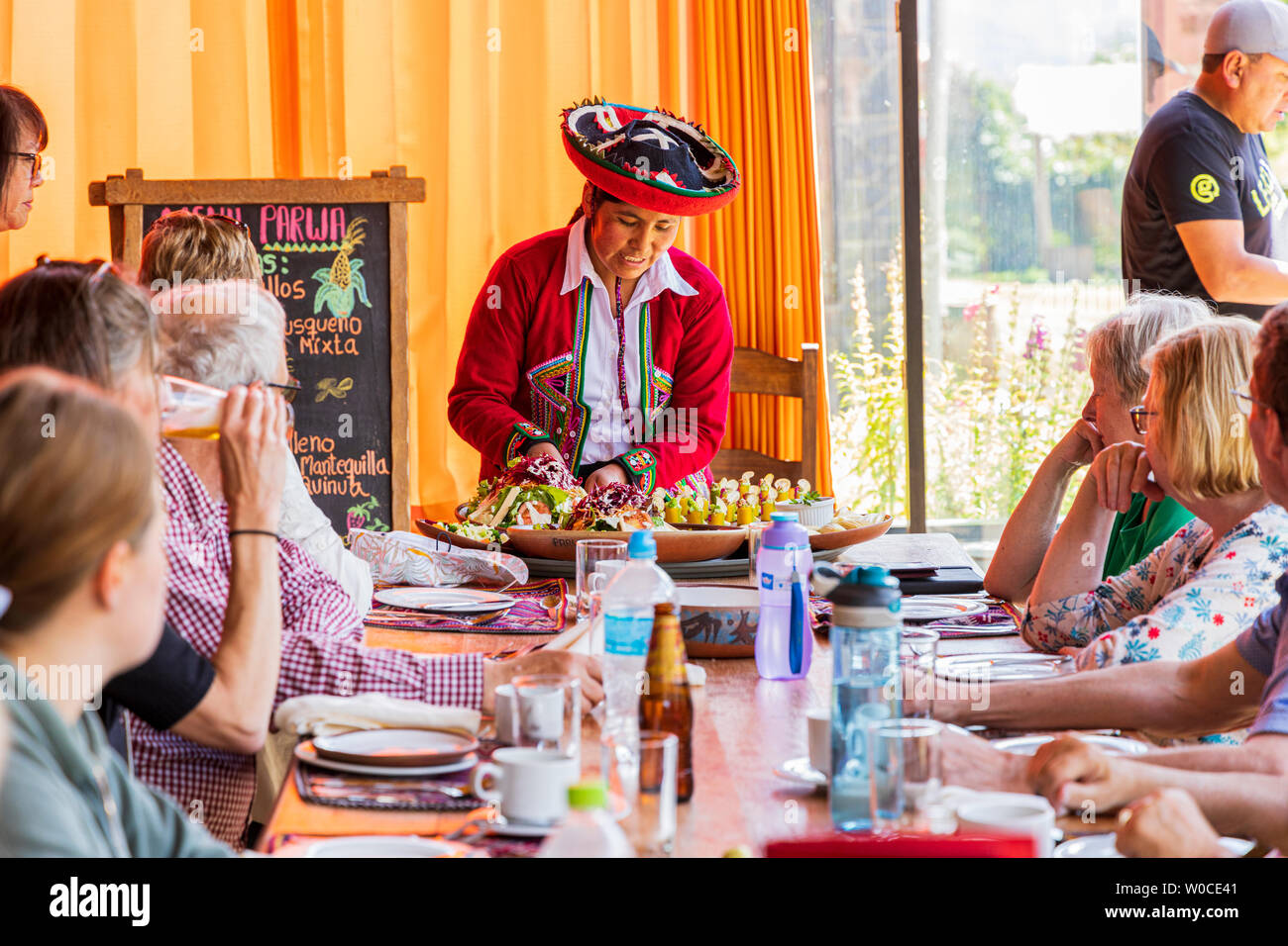 Comunità Parwa Ristorante, Huchuy Qosqo, Valle Sacra, Perù, Sud America Foto Stock