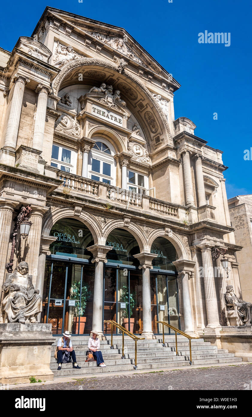 Francia, Vaucluse, Avignone, facciata Theater-Opera dall'architetto Leon Fauchere (XIX secolo) Foto Stock