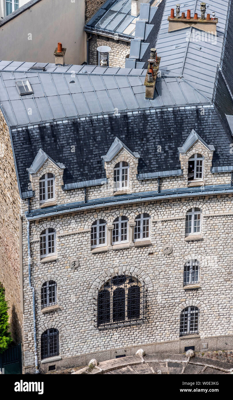 Francia XVIII arrondissement, Butte Montmartre, edificio del Adoratrici del Sacro Cuore di Gesù di Montmartre Foto Stock