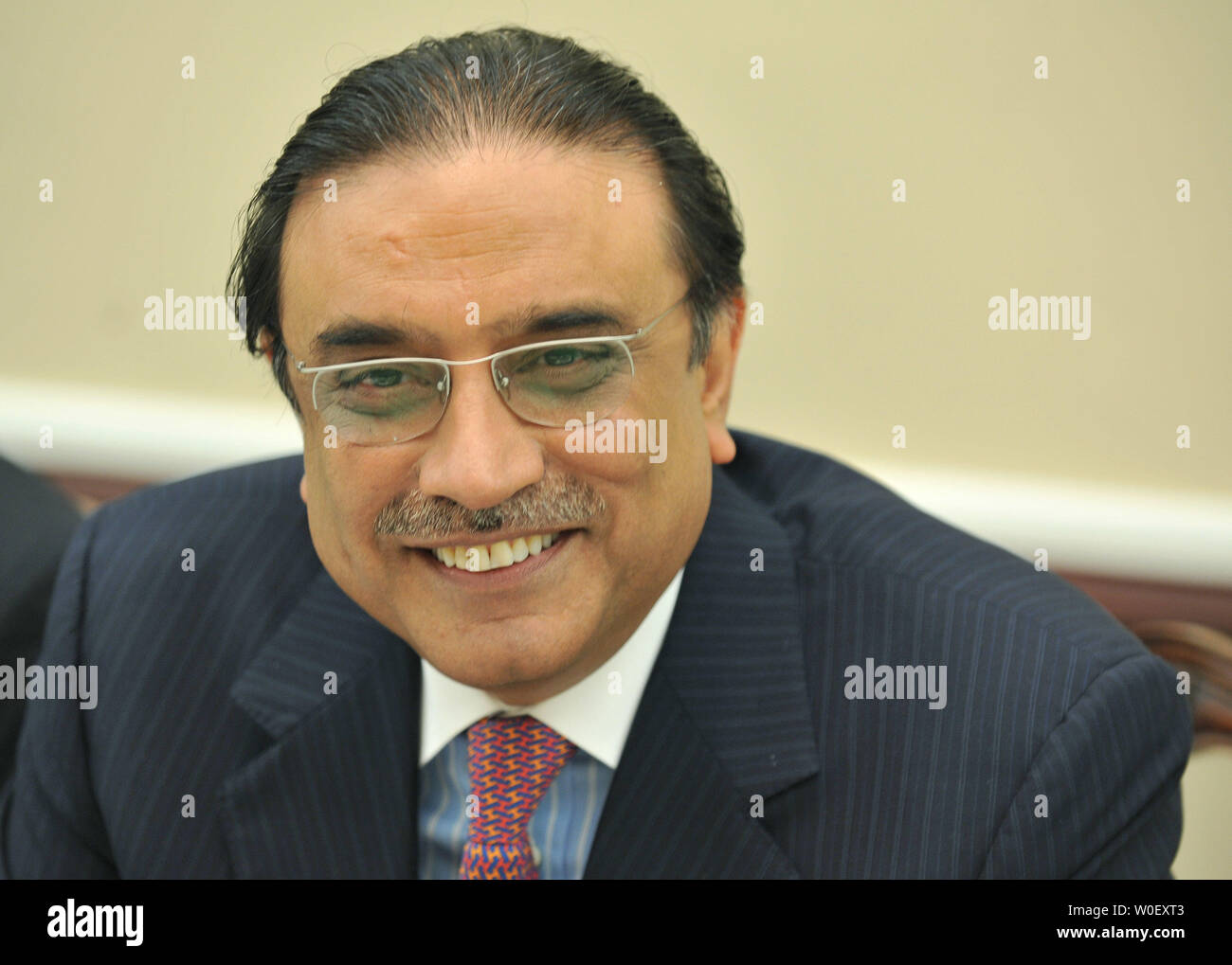 Il Presidente pakistano Asif Ali Zardari incontra la Casa Commissione Affari Esteri sulla Capitol Hill a Washington il 5 maggio 2009. (UPI foto/Kevin Dietsch) Foto Stock