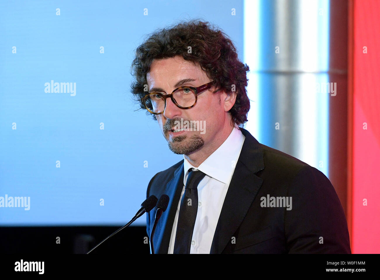 Danilo Toninelli durante la presentazione del piano per lo sviluppo del turismo in Italia da FS (Luigi Mistrulli/fotogramma, Roma - 2019-06-27) p.s. la foto e' utilizzabile nel rispetto del contesto in cui e' stata scattata, e senza intento diffamatorio del decoro delle persone rappresentate Foto Stock
