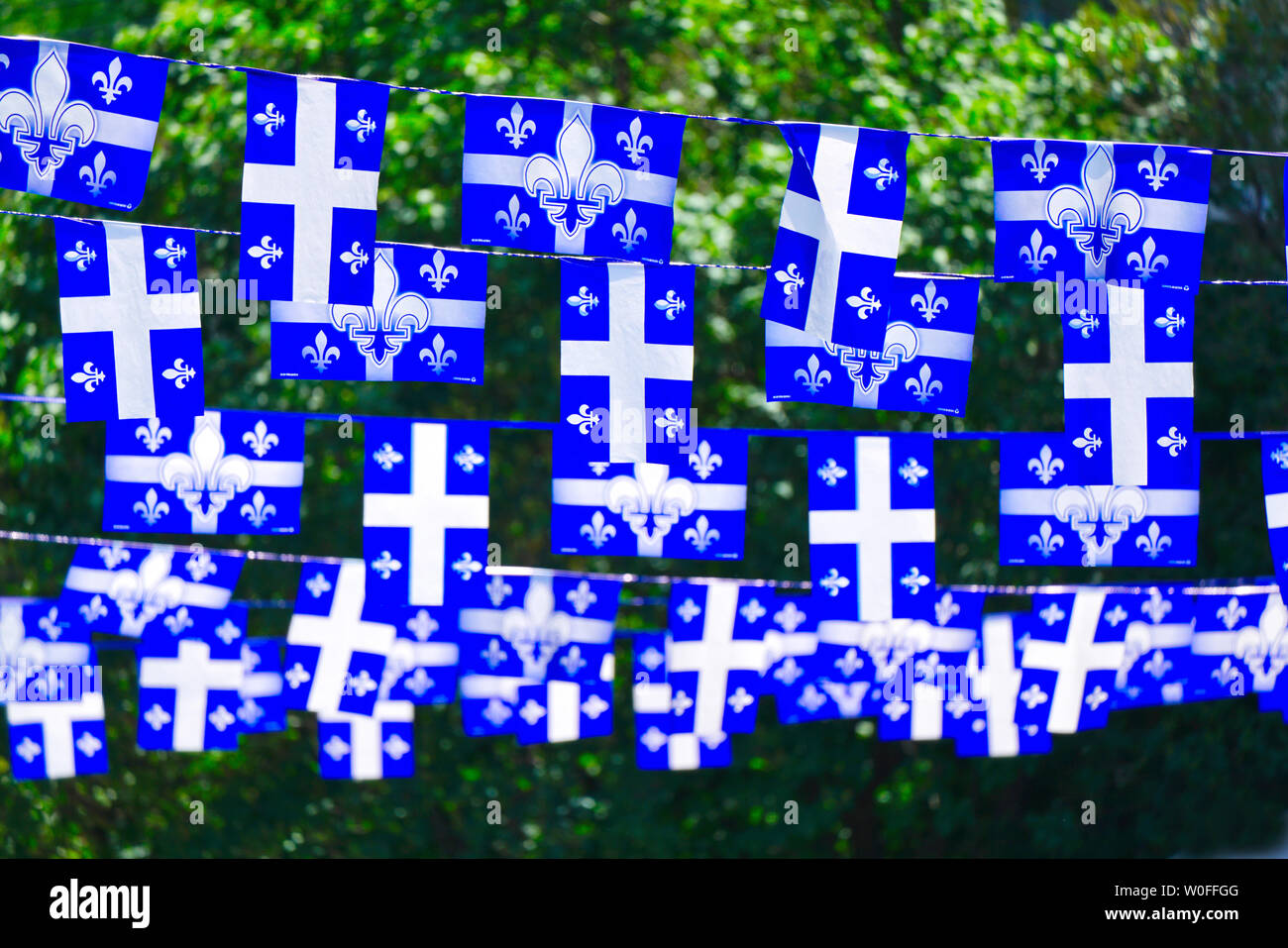 Montreal, Canada,24 giugno 2019.St-Jean celebrazioni Banner appesi in Montréal, Québec, Canada.Credit:Mario Beauregard/Alamy Live News Foto Stock