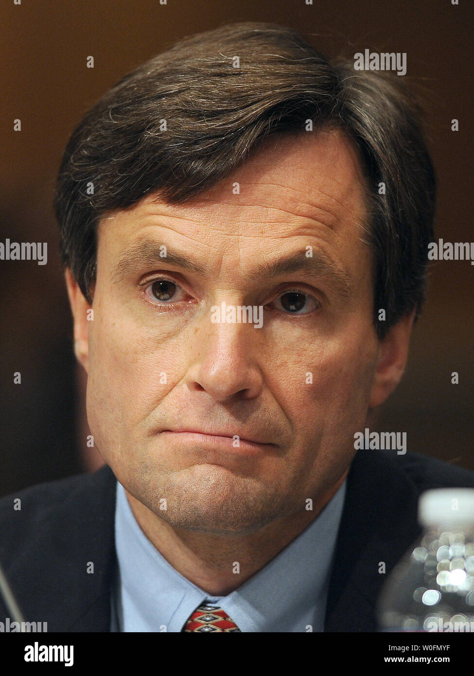 Craig Broderick, Chief Risk Officer, testimonia prima di un Senato Homeland Security e gli affari governativi Comitato audizione sul Goldman Sachs' ruolo nella crisi finanziarie sul Campidoglio di Washington il 27 aprile 2010. UPI/Roger L. Wollenberg Foto Stock