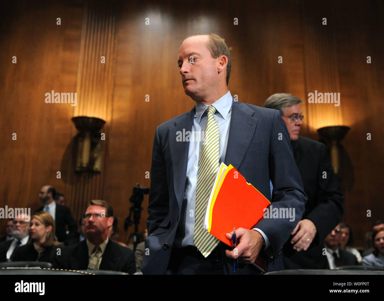 Lamar McKay, Presidente e Presidente di BP America Inc., arriva per un Ambiente del Senato e lavori pubblici Comitato sugli impatti ambientali di BP Deepwater Horizon oil rig incidente, a Washington il 11 maggio 2010. UPI/Kevin Dietsch Foto Stock