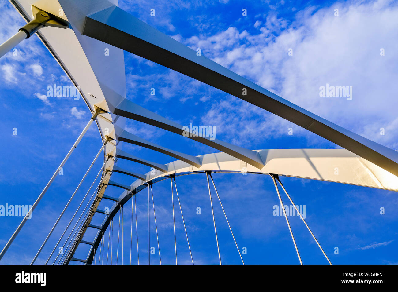 Walterdale ponte, ponte di sospensione, a nord del Fiume Saskatchewan, Edmonton, Alberta, Canada Foto Stock