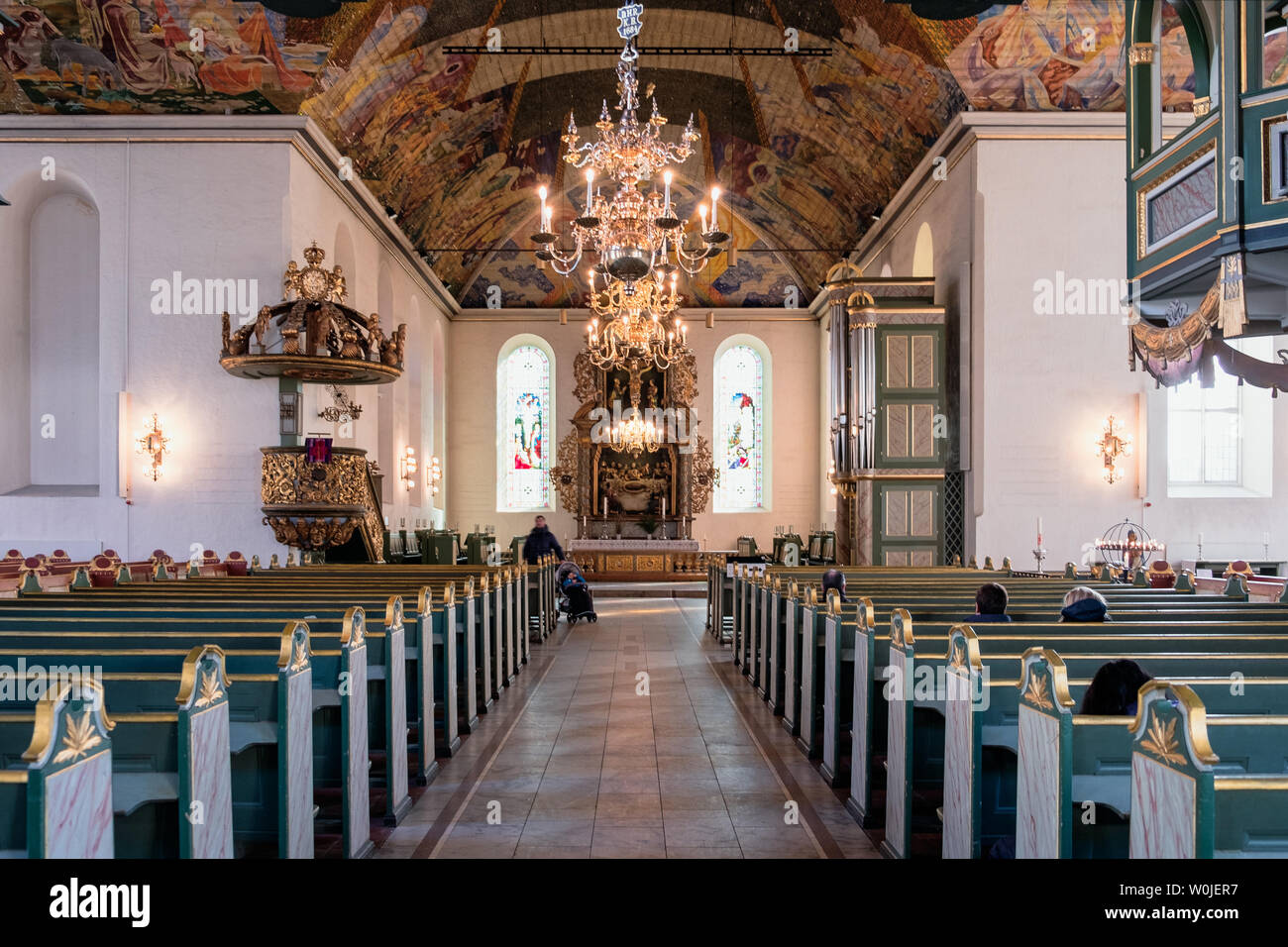 Oslo, Norvegia - Mar 27 2018 : Interno incandescente della Cattedrale di Oslo, Oslo Domkirke, precedentemente noto come il nostro Salvatore la chiesa è la chiesa principale della Norvegia Foto Stock