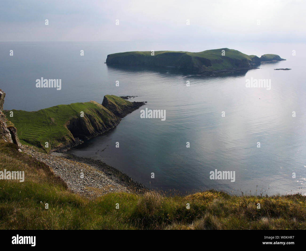 Eilean mhuire da Garbh Eilean, isole Shiant, Scozia Foto Stock
